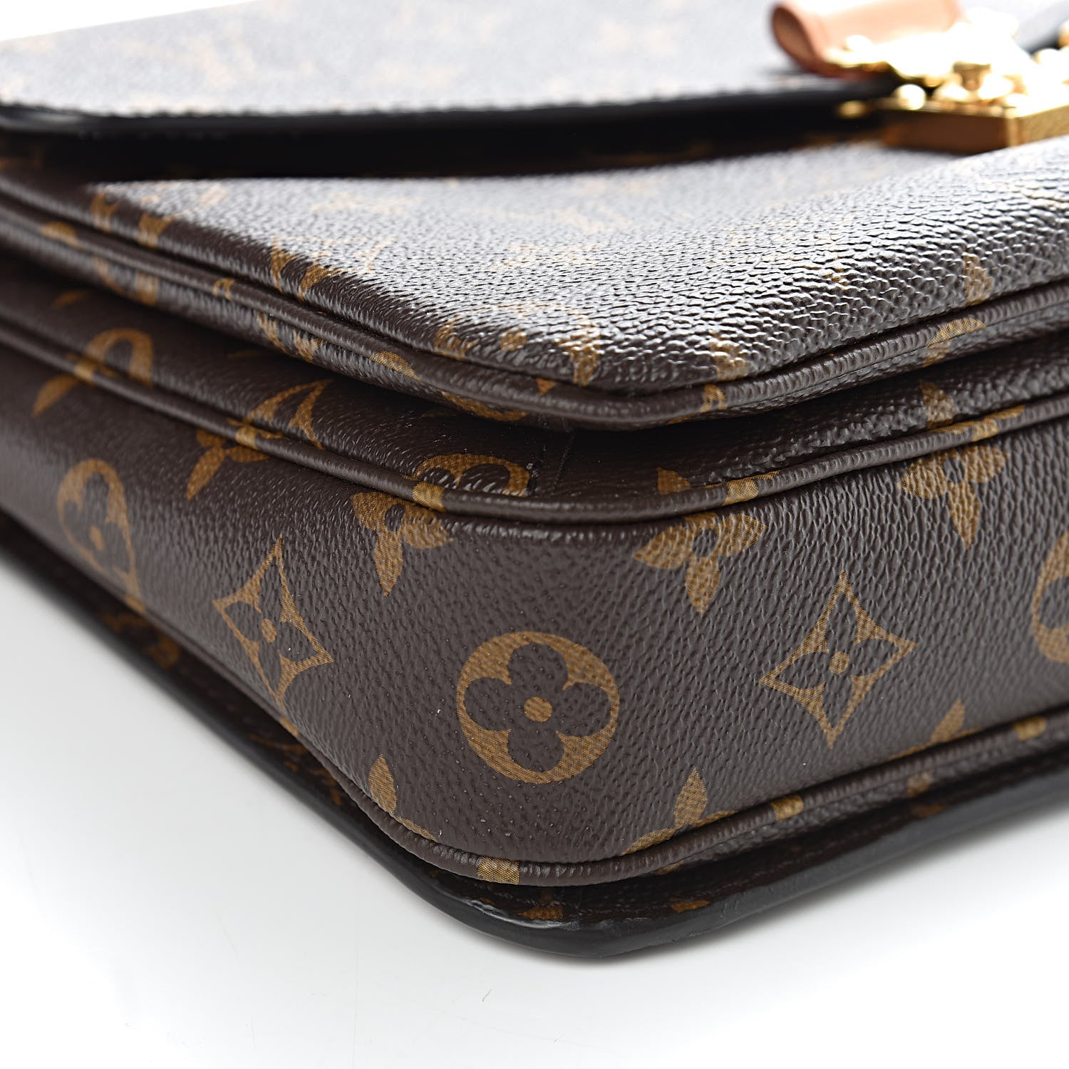 Louis Vuitton Monogram Pochette Metis 8 of 10