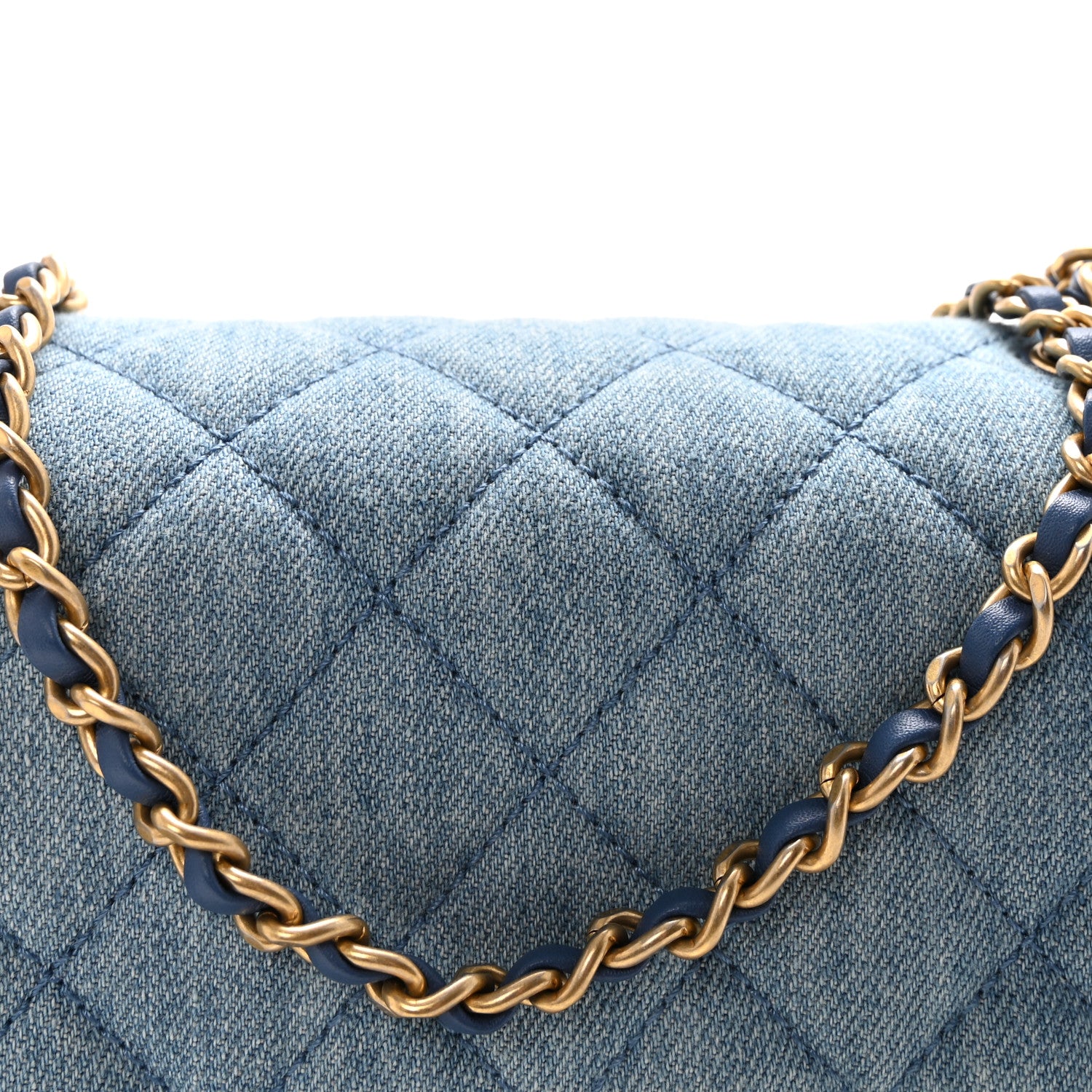 Chanel Denim Quilted Mini Pearl Crush Flap Blue 1882292 – FASHIONPHILE