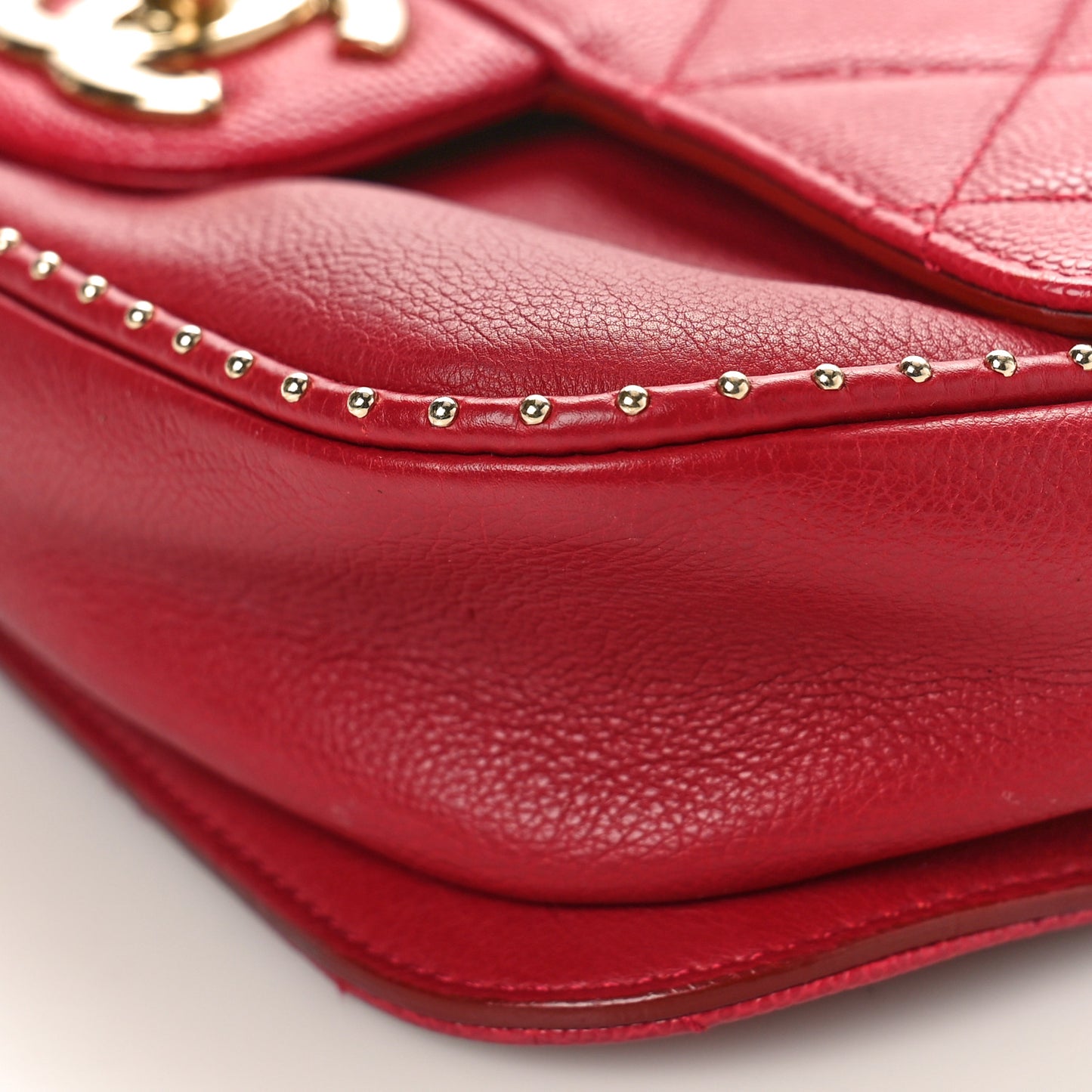Caviar Quilted Small Studded Flap Red