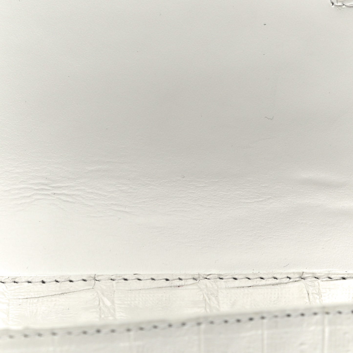 Crocodile Clutch White