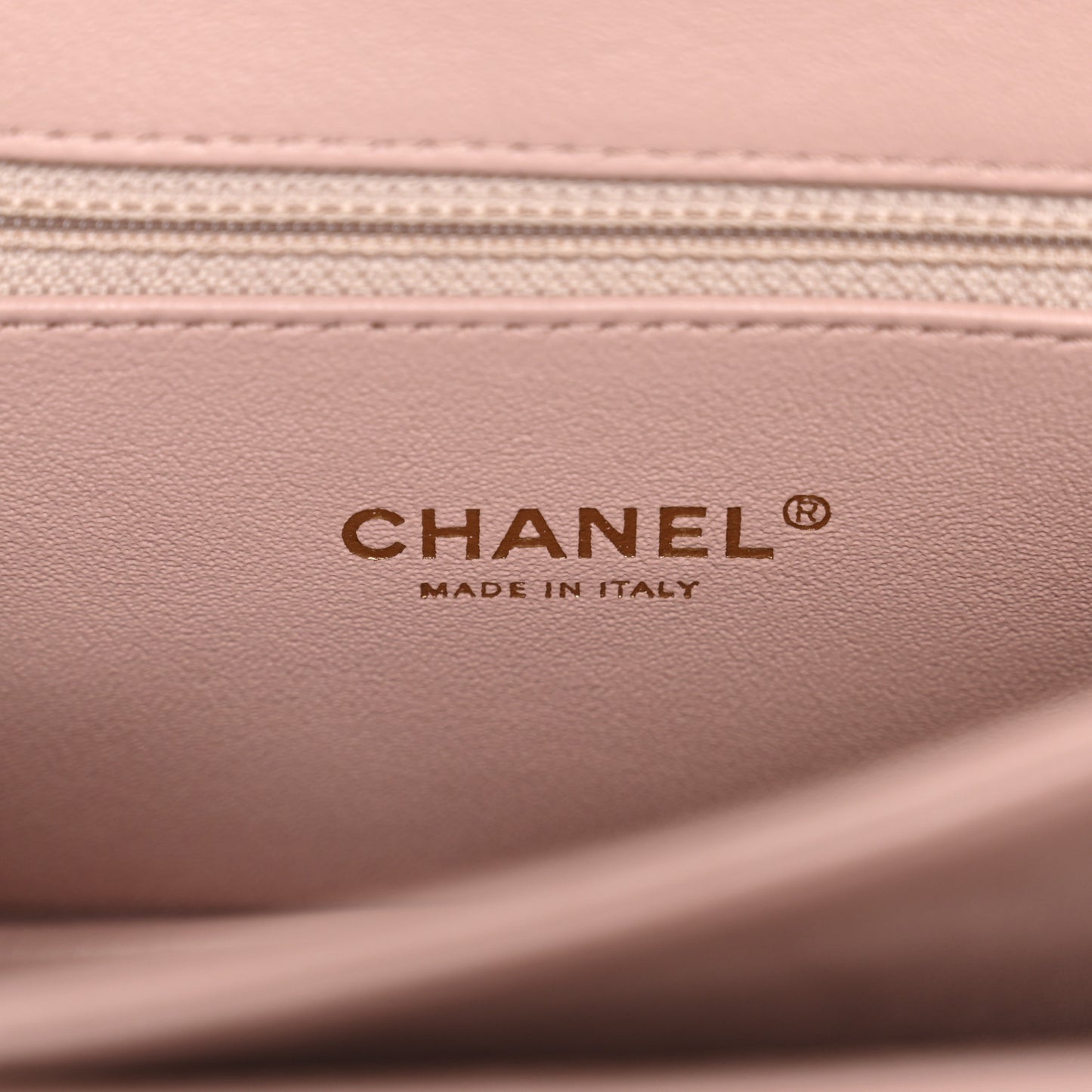 Sheepskin Quilted Beauty Lock Flap Pink