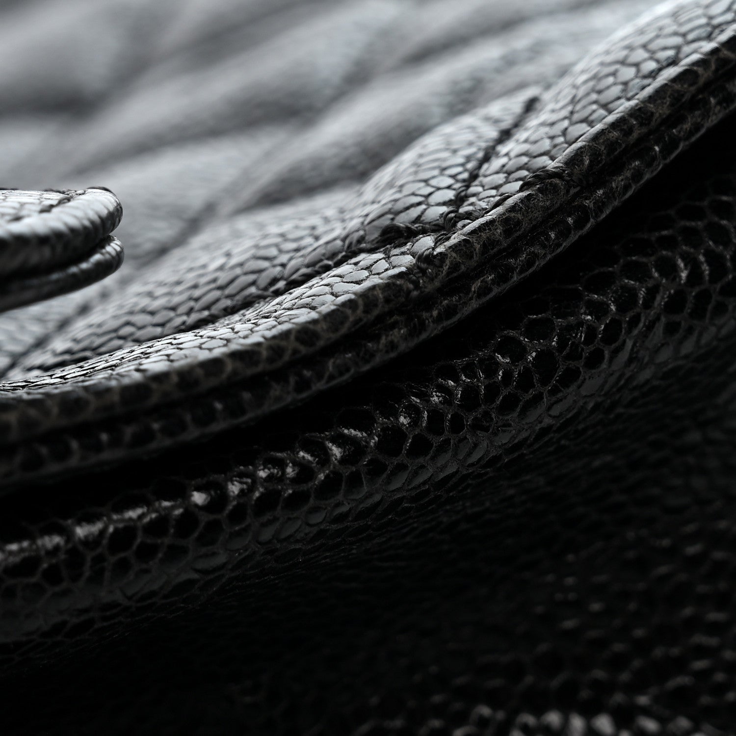 Chanel Crumpled Grained Calfskin Jumbo CC Crave Flap Black 11 of 12