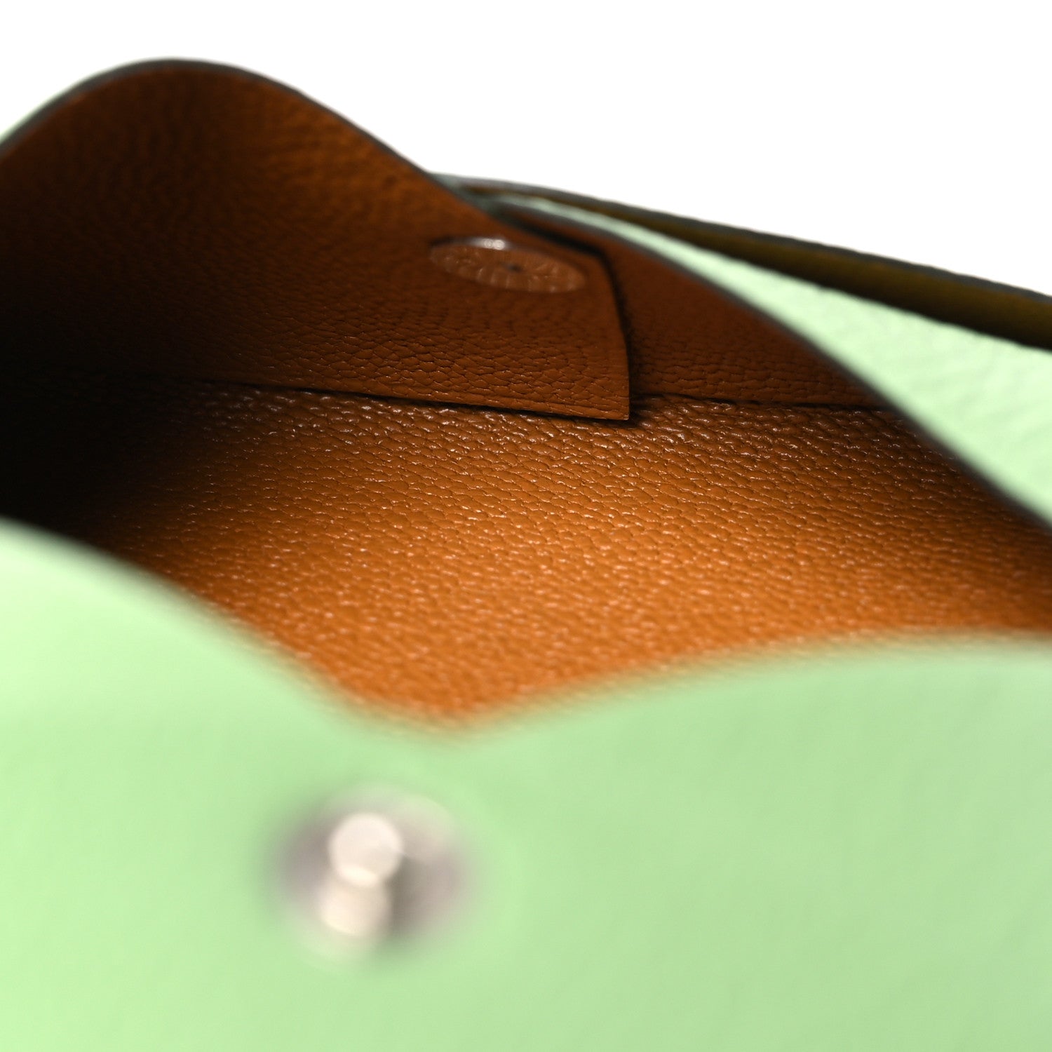 Hermes Chevre Mysore Verso Calvi Card Case Vert Criquet Caramel 5 of 12