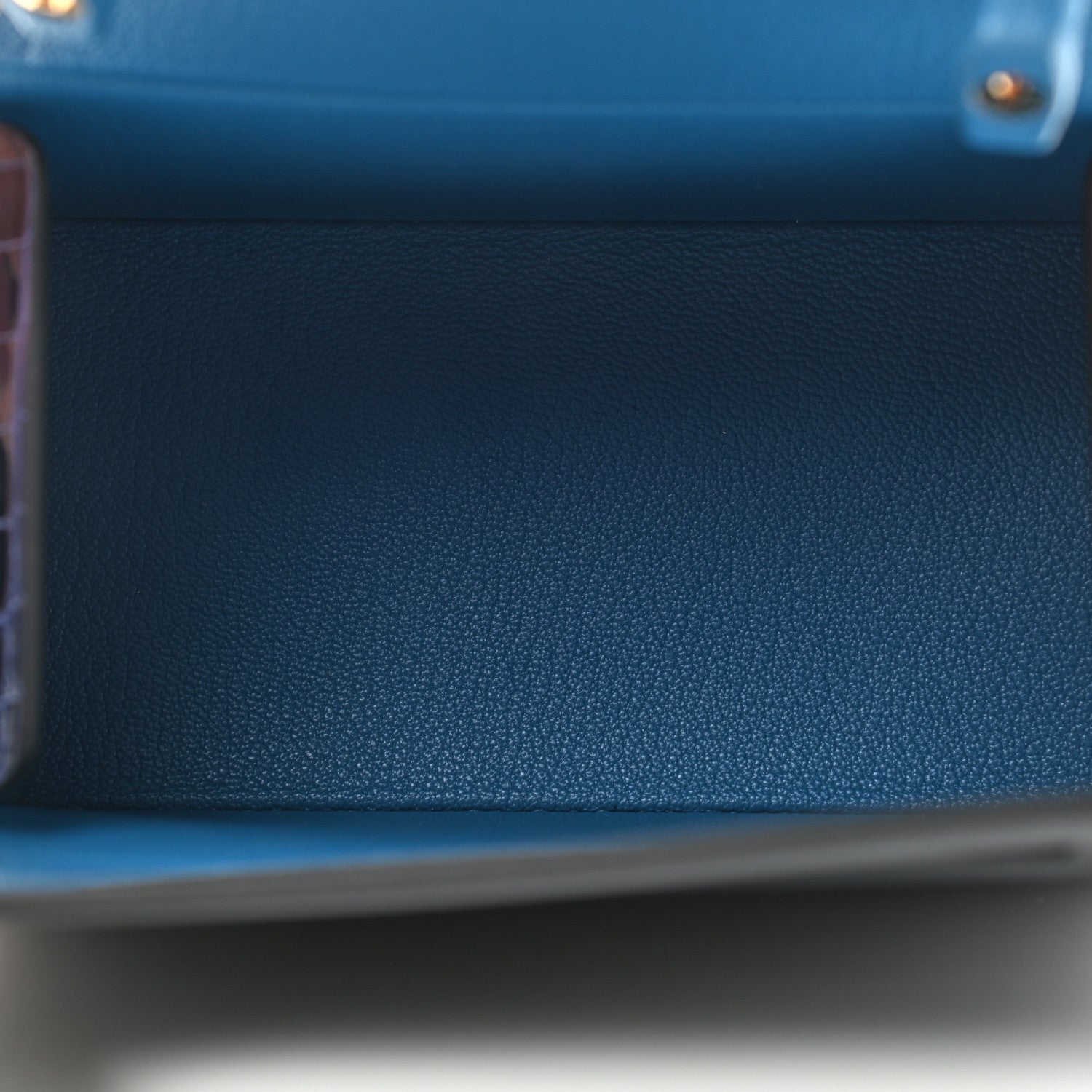 Hermes Vache Hunter Shiny Alligator Petit H Box Bag Bleu Marine Bleu Saphir 5 of 10