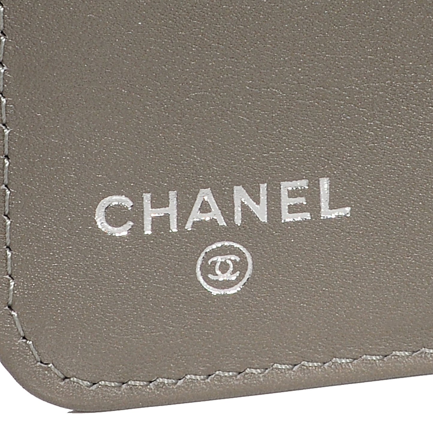 Caviar Sevruga L-Zip Pocket Wallet Grey