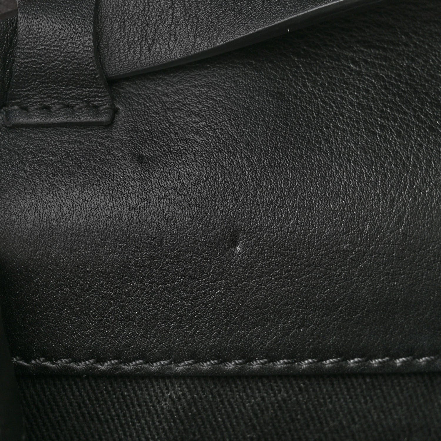 Valentino Garavani Vitello Medium Rockstud Flip Lock Crossbody Bag Black 10 of 12