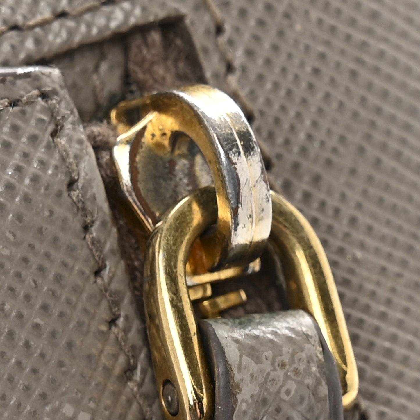Saffiano Metal Continental Flap Wallet Cammeo Orchidea