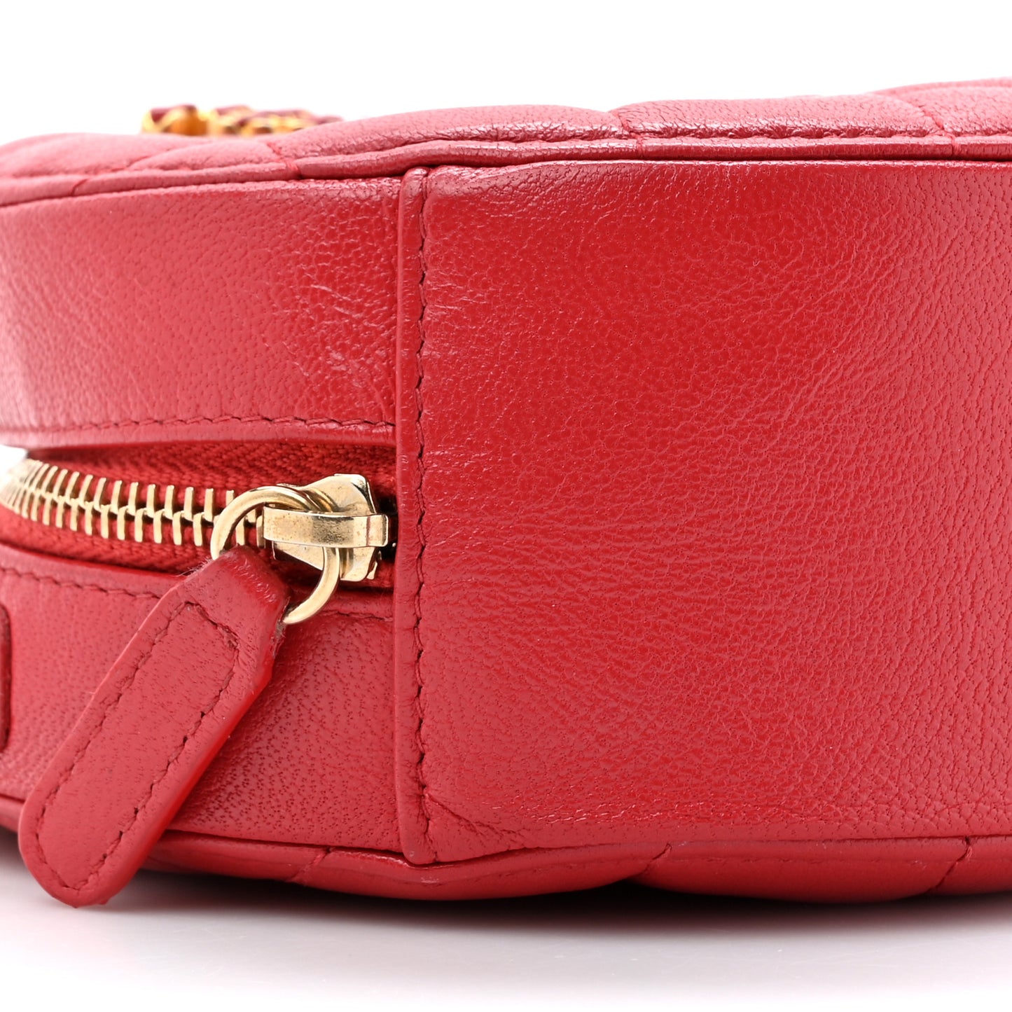 Goatskin Quilted Chanel 19 Round Clutch With Chain Red