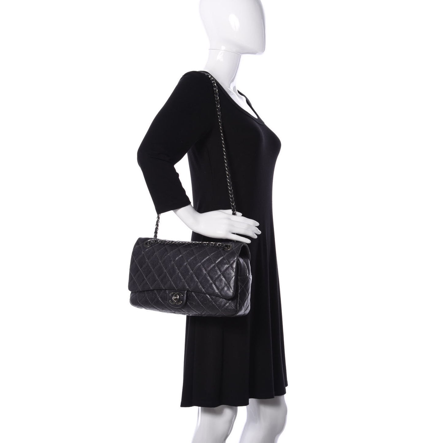 Caviar Quilted Large Chic Flap Black
