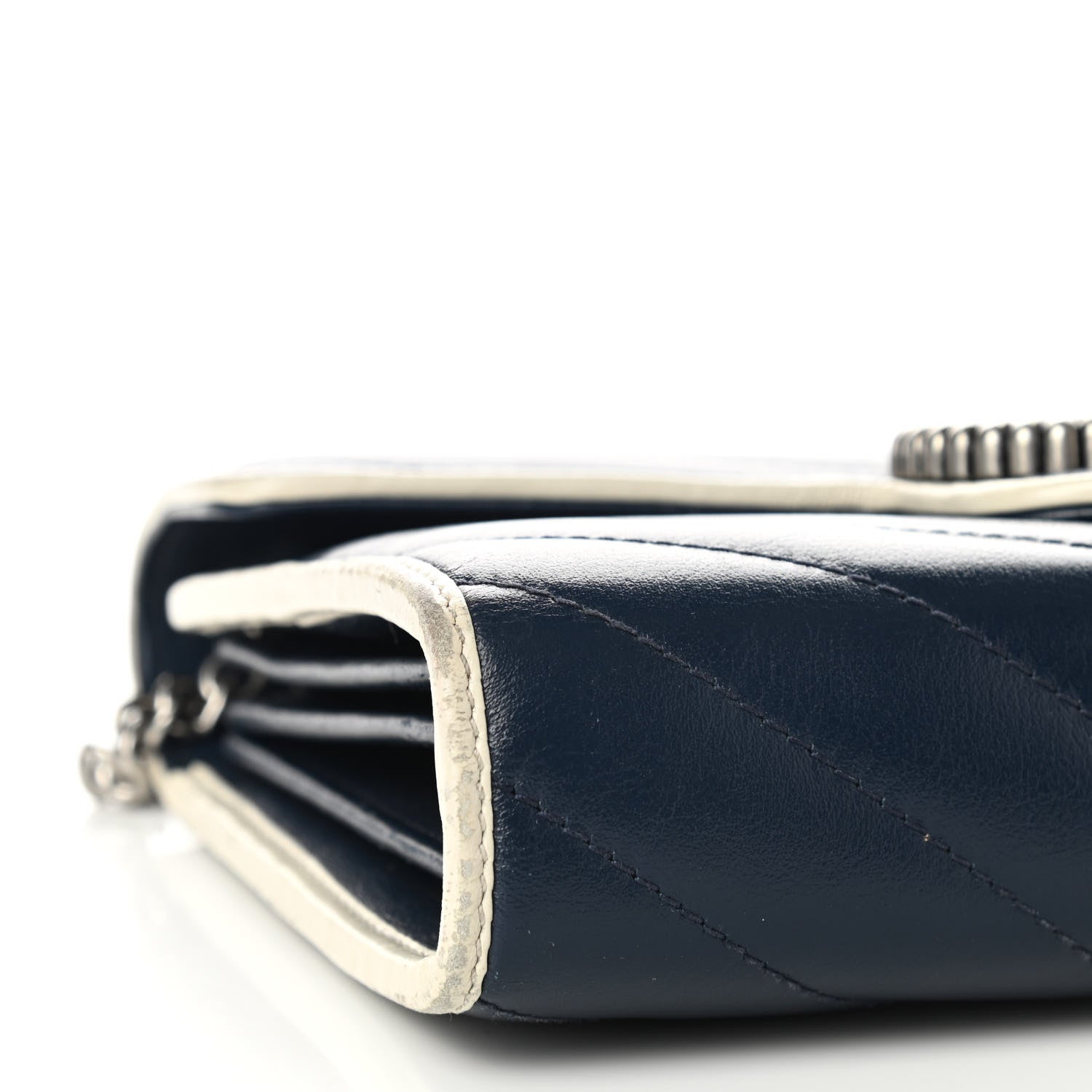 Gucci Vintage Effect Calfskin Matelasse Diagonal Torchon GG Marmont Chain Wallet Blue Agata Mystic White 9 of 12