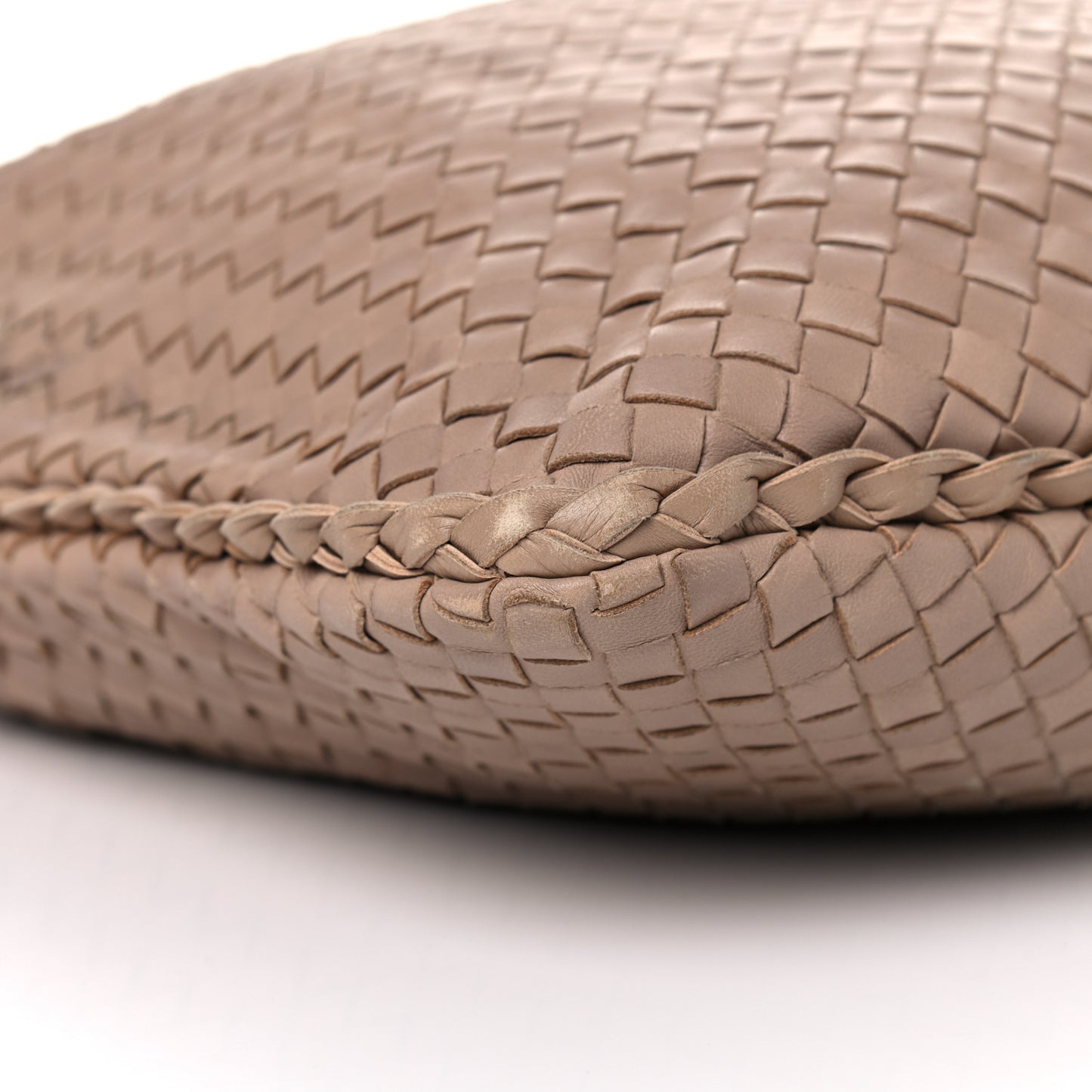 Nappa Intrecciato Large Veneta Hobo Camel