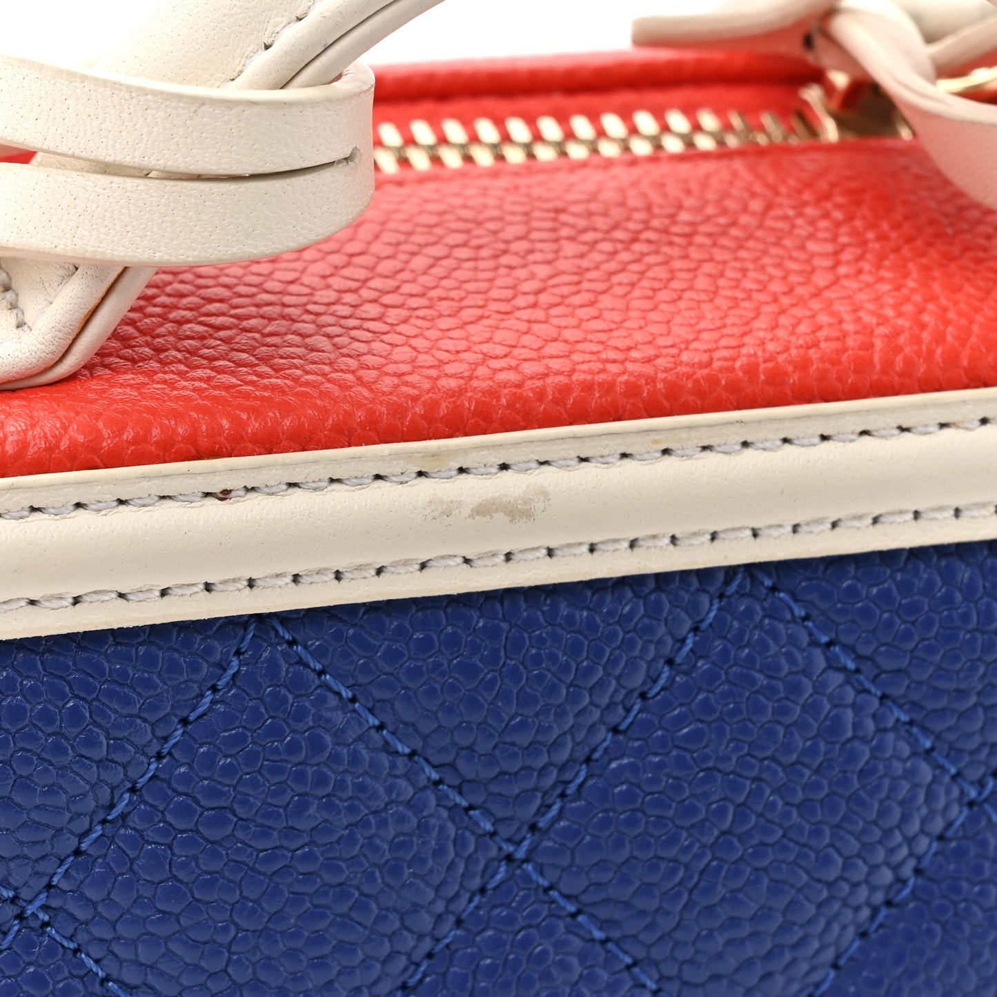 Caviar Quilted Small CC Filigree Vanity Case Blue White Red