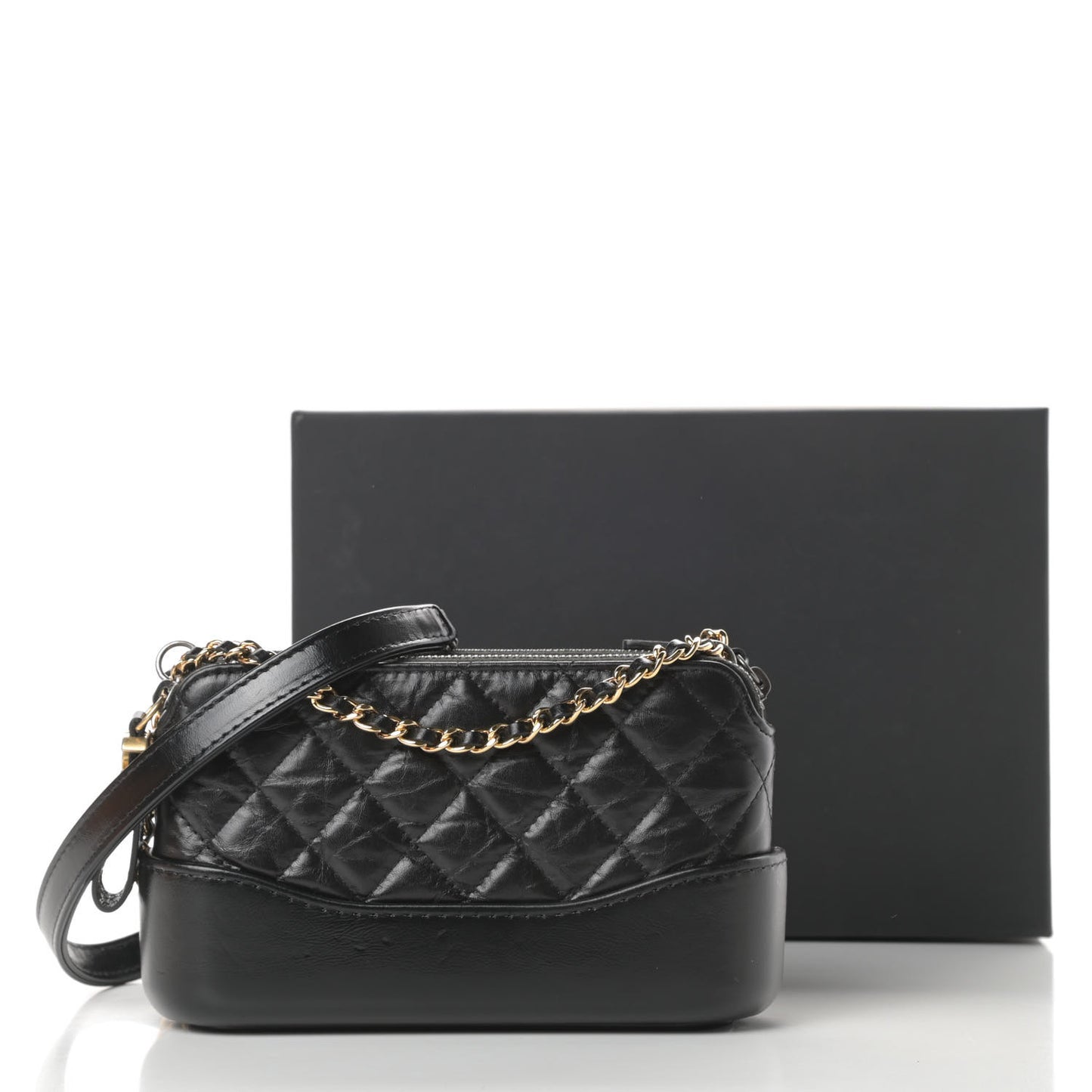 Aged Calfskin Quilted Small Gabrielle Clutch With Chain Black