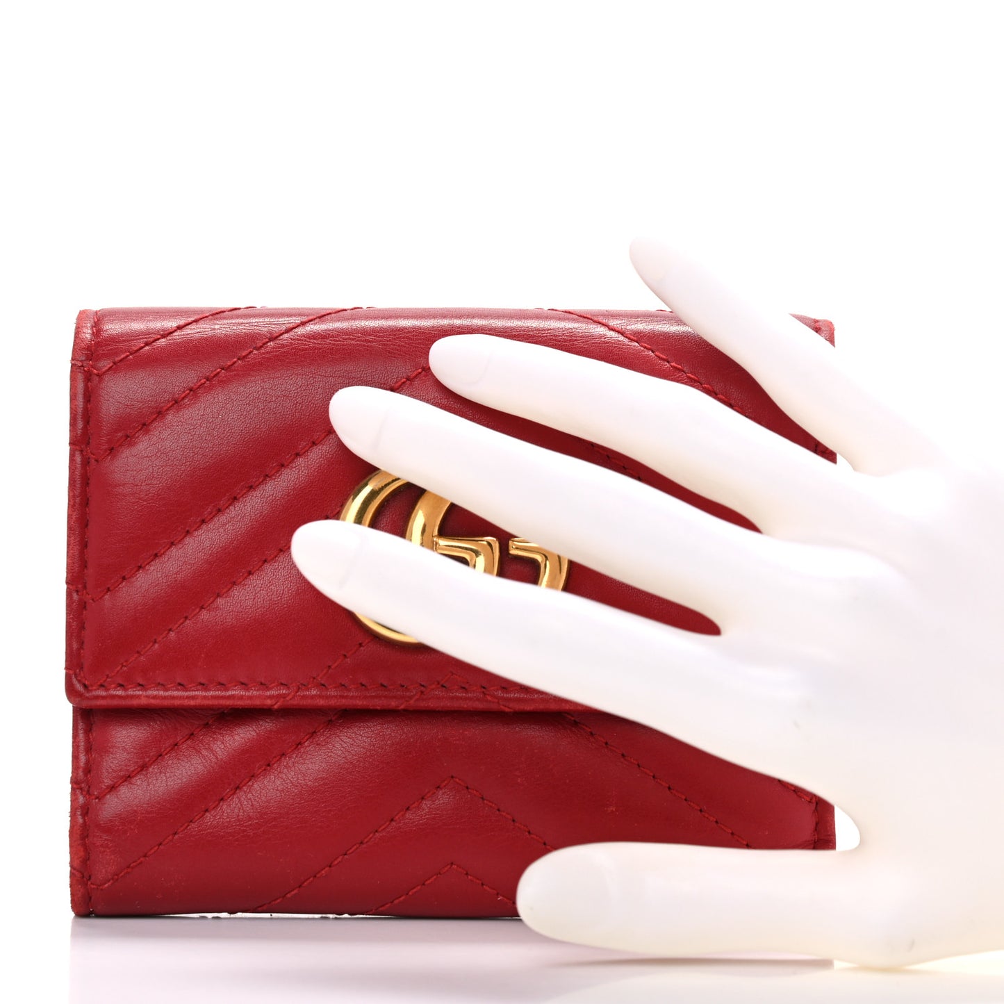 Calfskin Matelasse GG Marmont Wallet Hibiscus Red