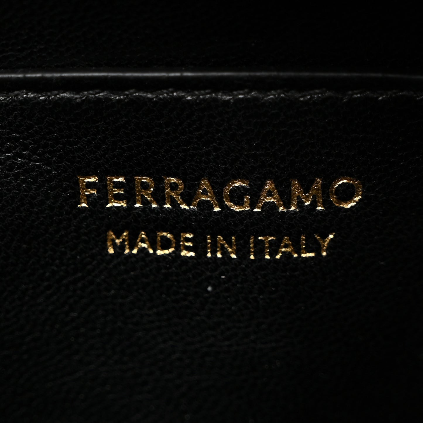 Calfskin Quilted Medium Gancini Camera Case Black