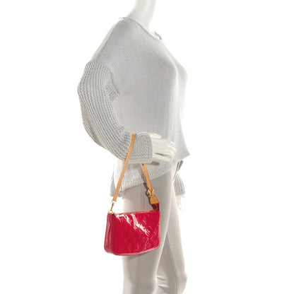 Louis Vuitton Vernis Pochette Accessories NM Rose Indien 2 of 7