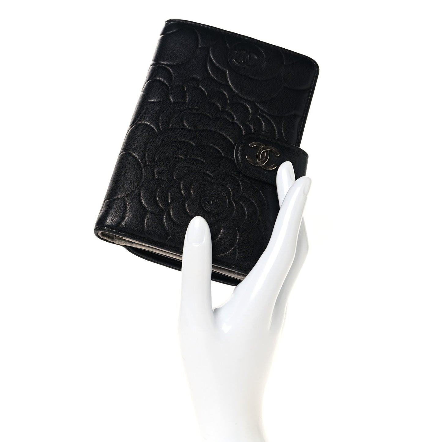Lambskin Camellia Embossed Zipped Pocket Wallet Black