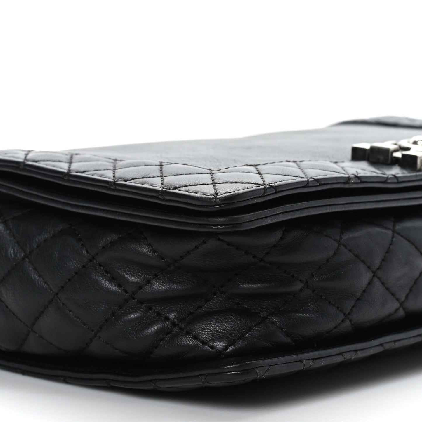 Calfskin Medium Boy Reverso Flap Black