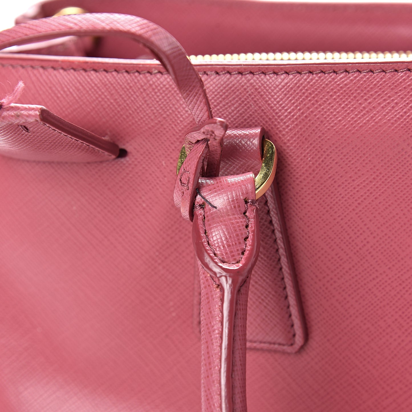 Saffiano Lux Medium Tote Bruyere