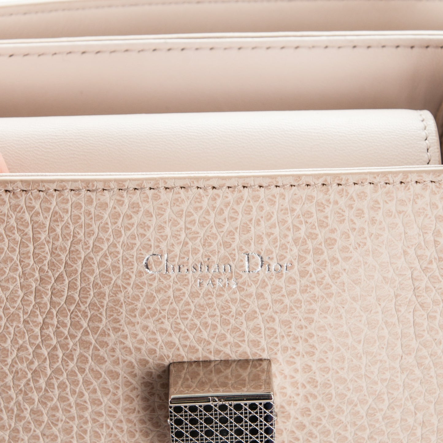 Grained Calfskin Medium Diorever Flap Tapioca