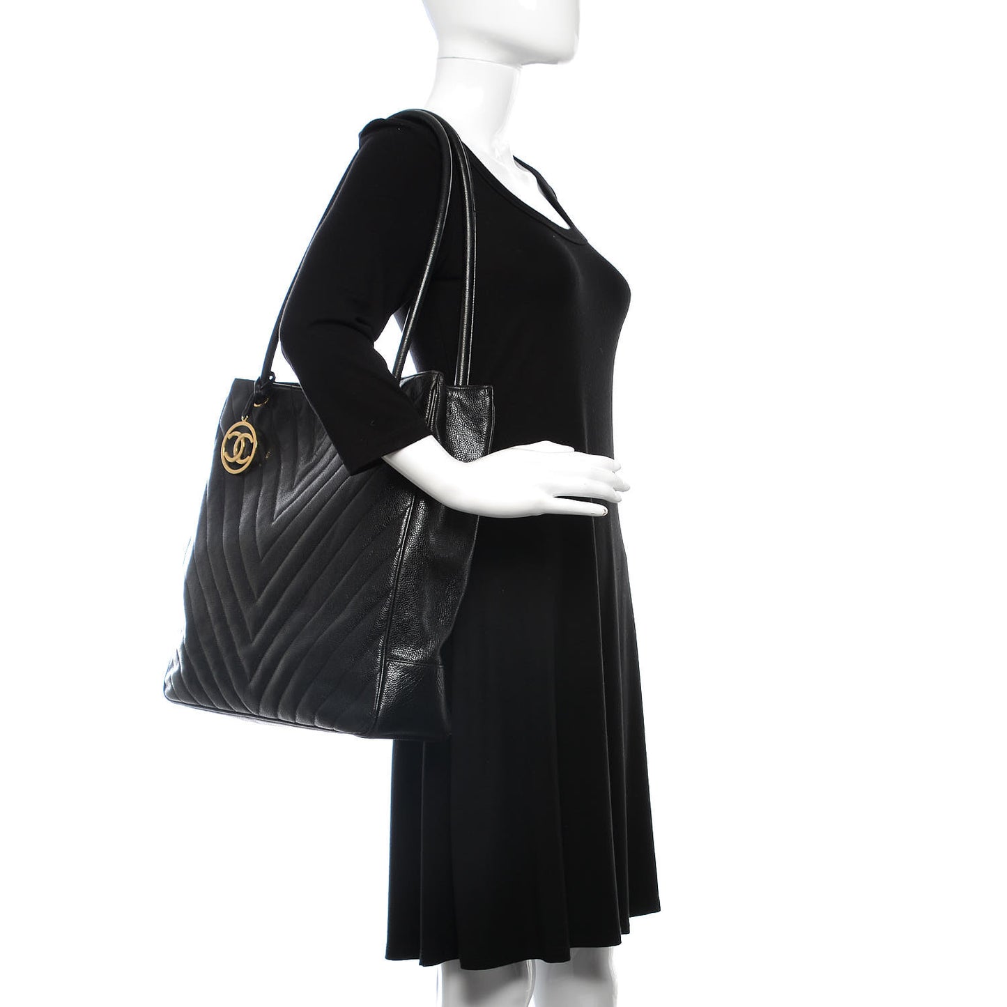 Caviar Chevron Quilted Shoulder Bag Black