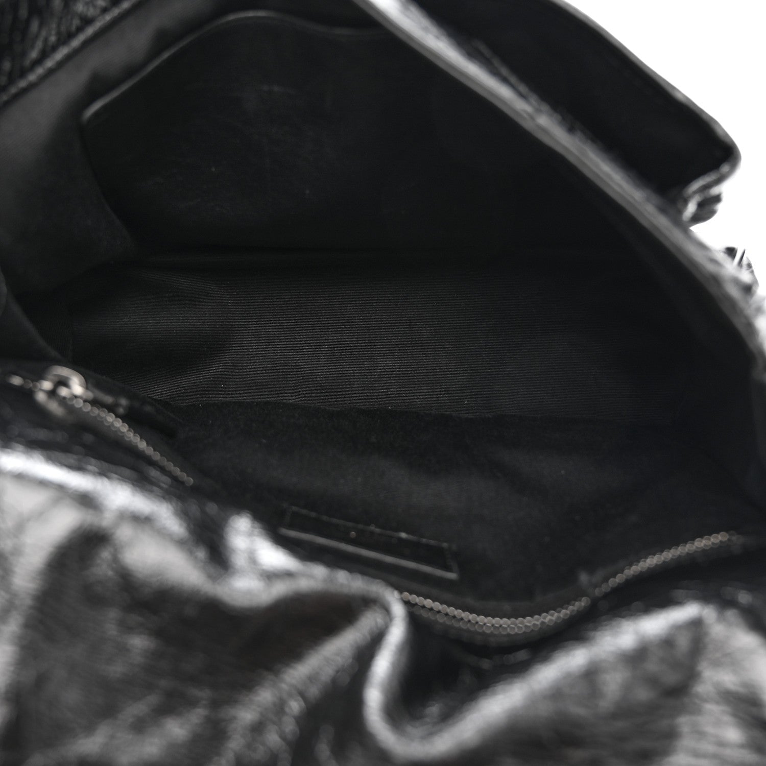 Saint Laurent Crinkled Calfskin Matelasse Monogram Medium Niki Chain Satchel Black 5 of 12