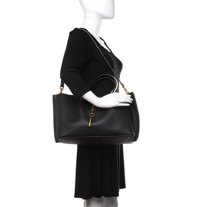 Valentino Garavani Grainy Calfskin Medium VLogo Escape Shopper Black 2 of 12