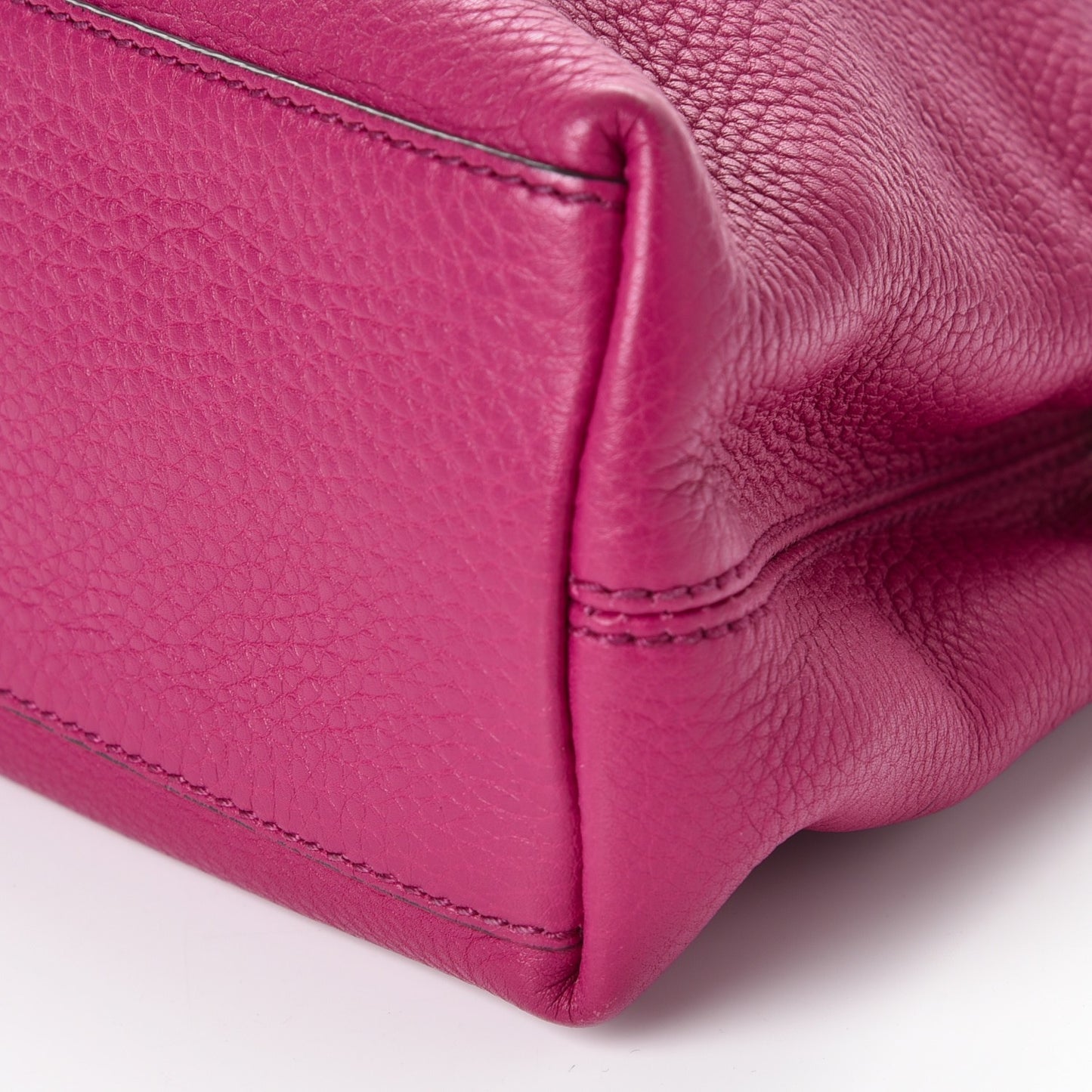 Cellarius Calfskin Small Soho Chain Shoulder Bag Bright Bouganville