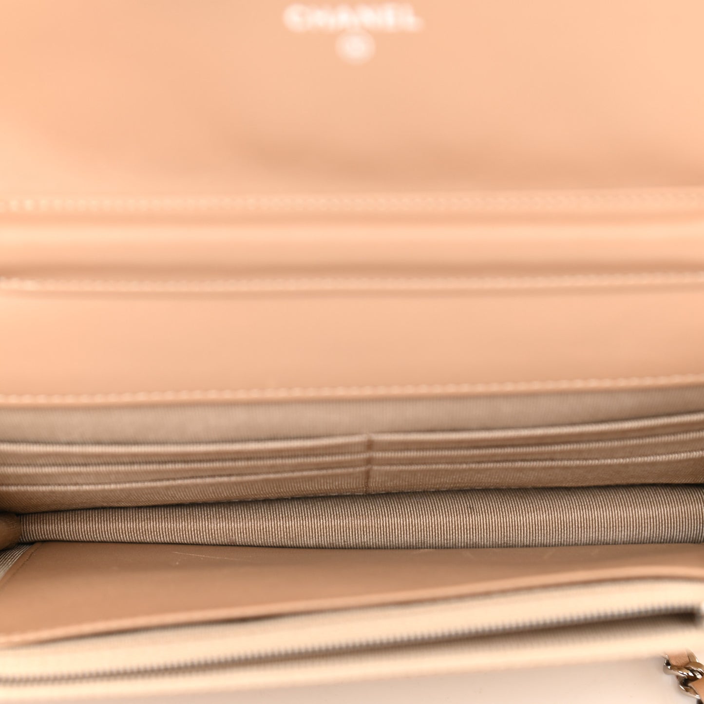 Patent Quilted Wallet On Chain WOC Beige