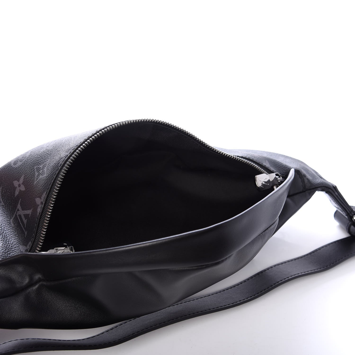 Louis Vuitton Monogram Eclipse Discovery Bumbag 4 of 8