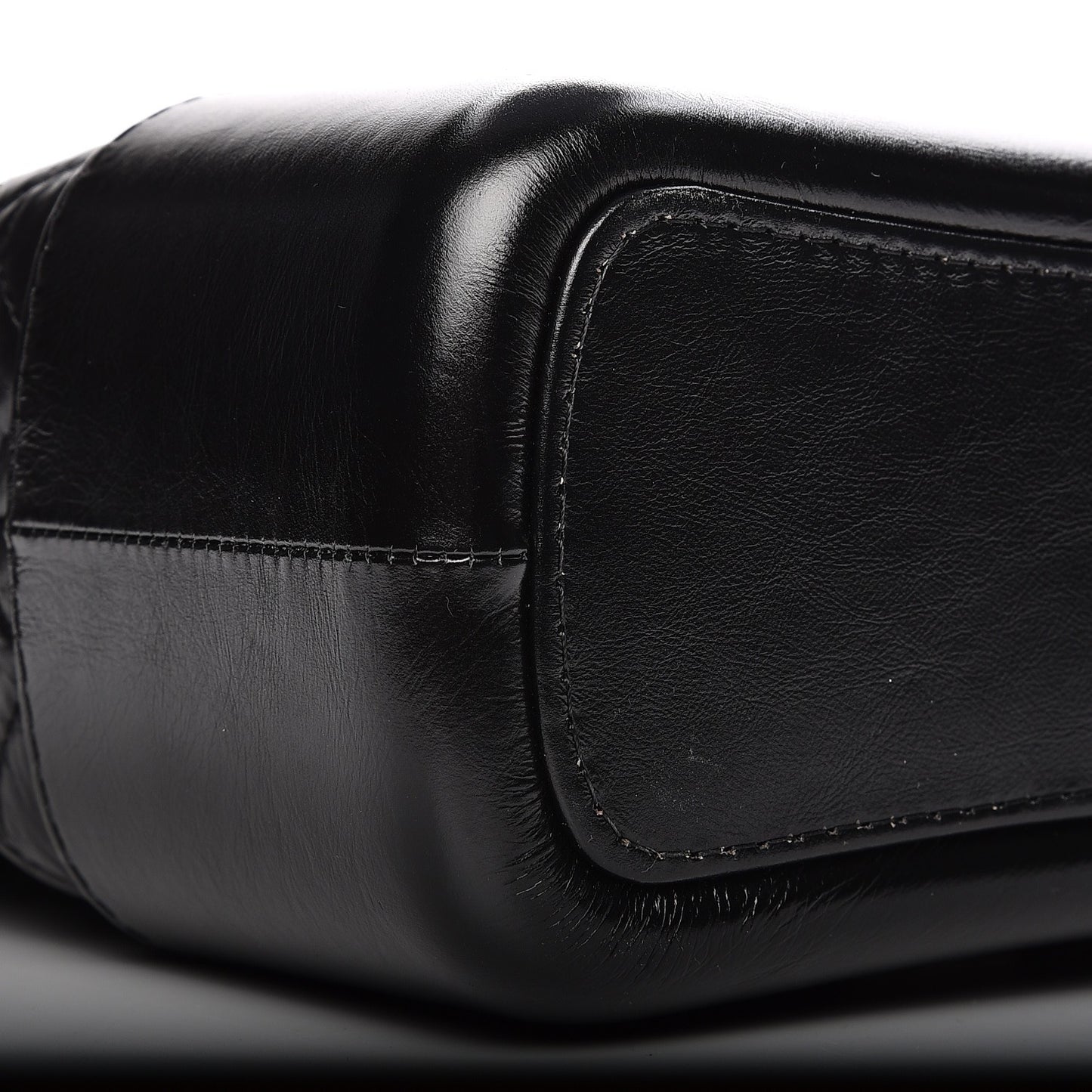 Aged Calfskin Quilted Medium Gabrielle Hobo Black