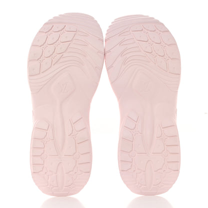 Louis Vuitton Rubber Monogram Embossed Pool 55 Flat Comfort Mule 40 Rose Clair 5 of 9