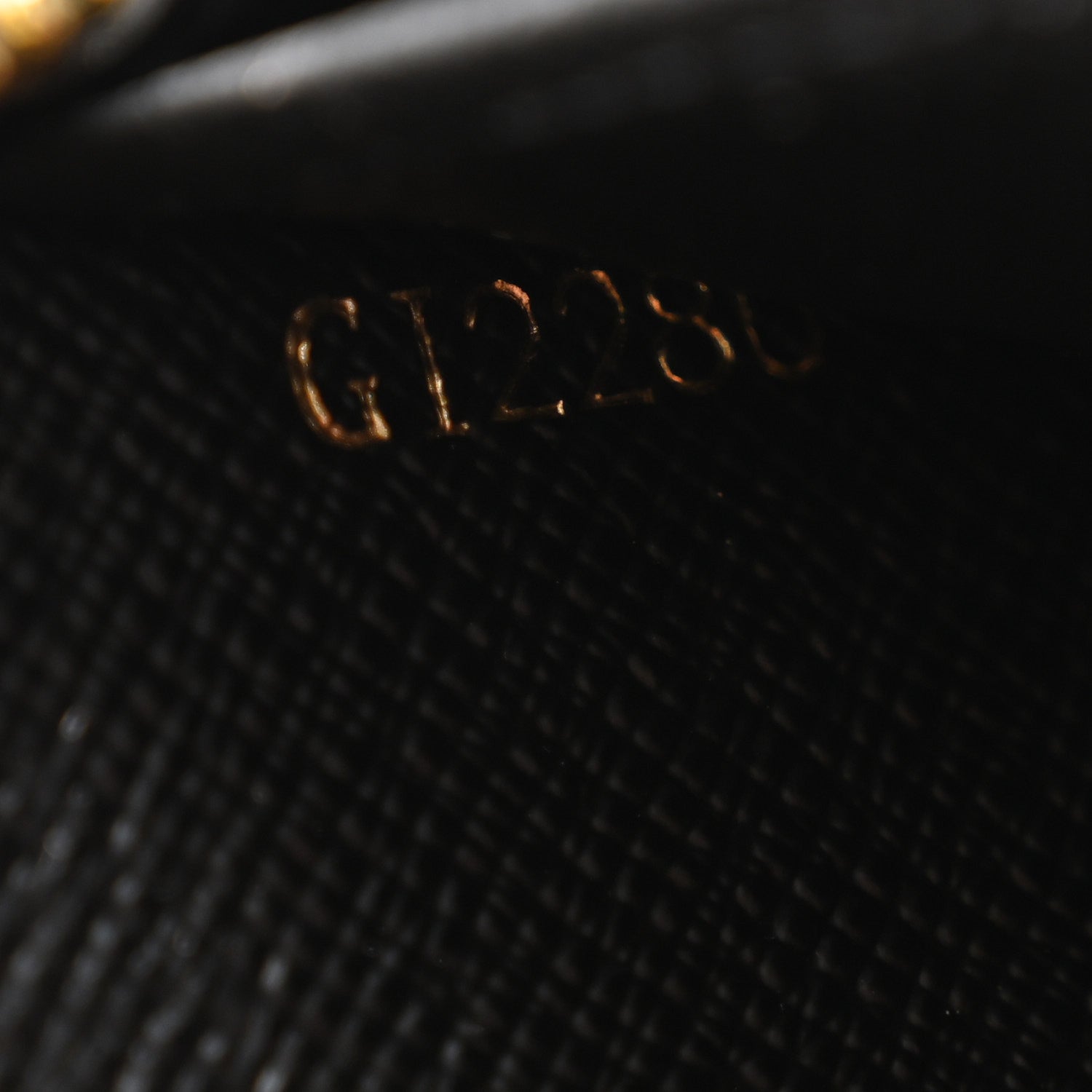 Louis Vuitton Monogram Giant Crafty Zippy Wallet Creme Rouge Black 7 of 7
