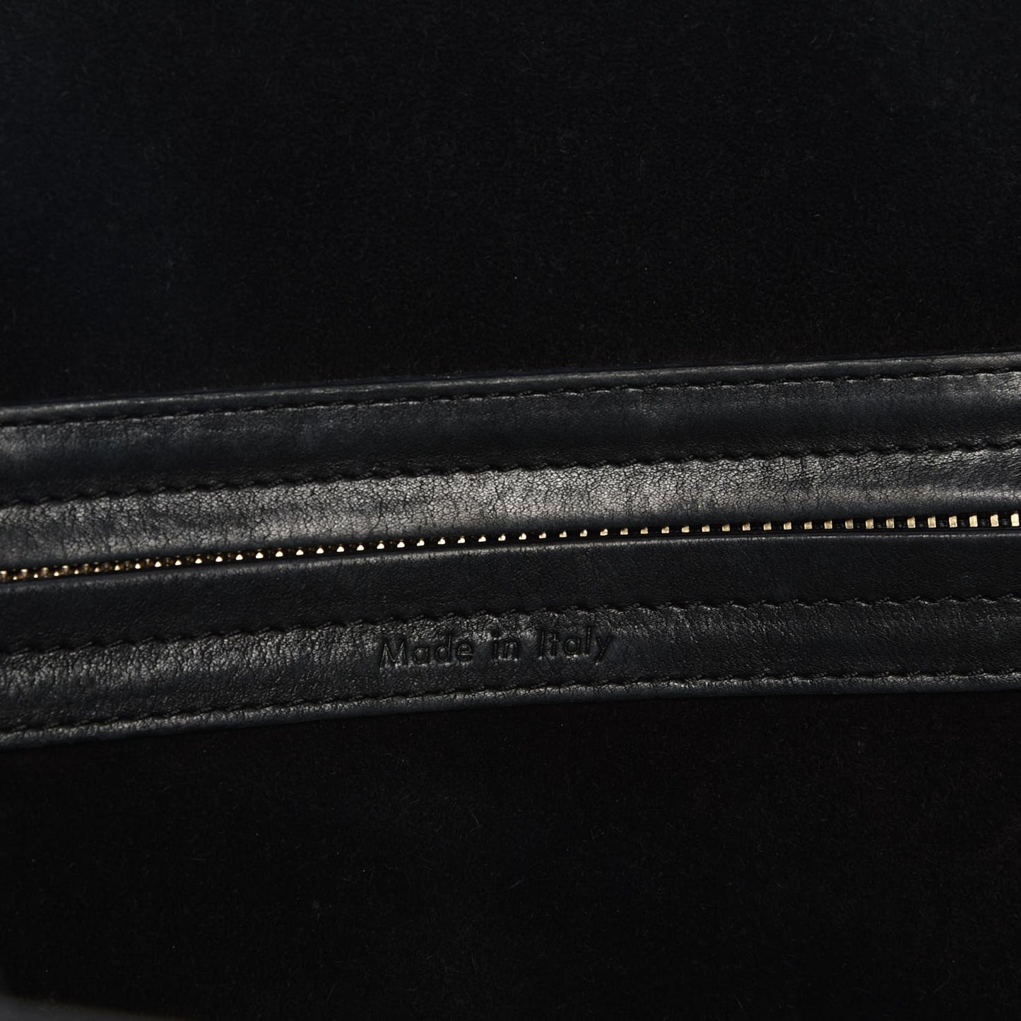 Smooth Calfskin Medium Phantom Luggage Black