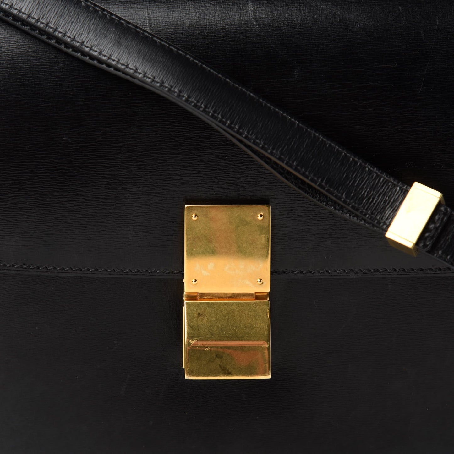 Box Calfskin Medium Classic Box Flap Bag Black