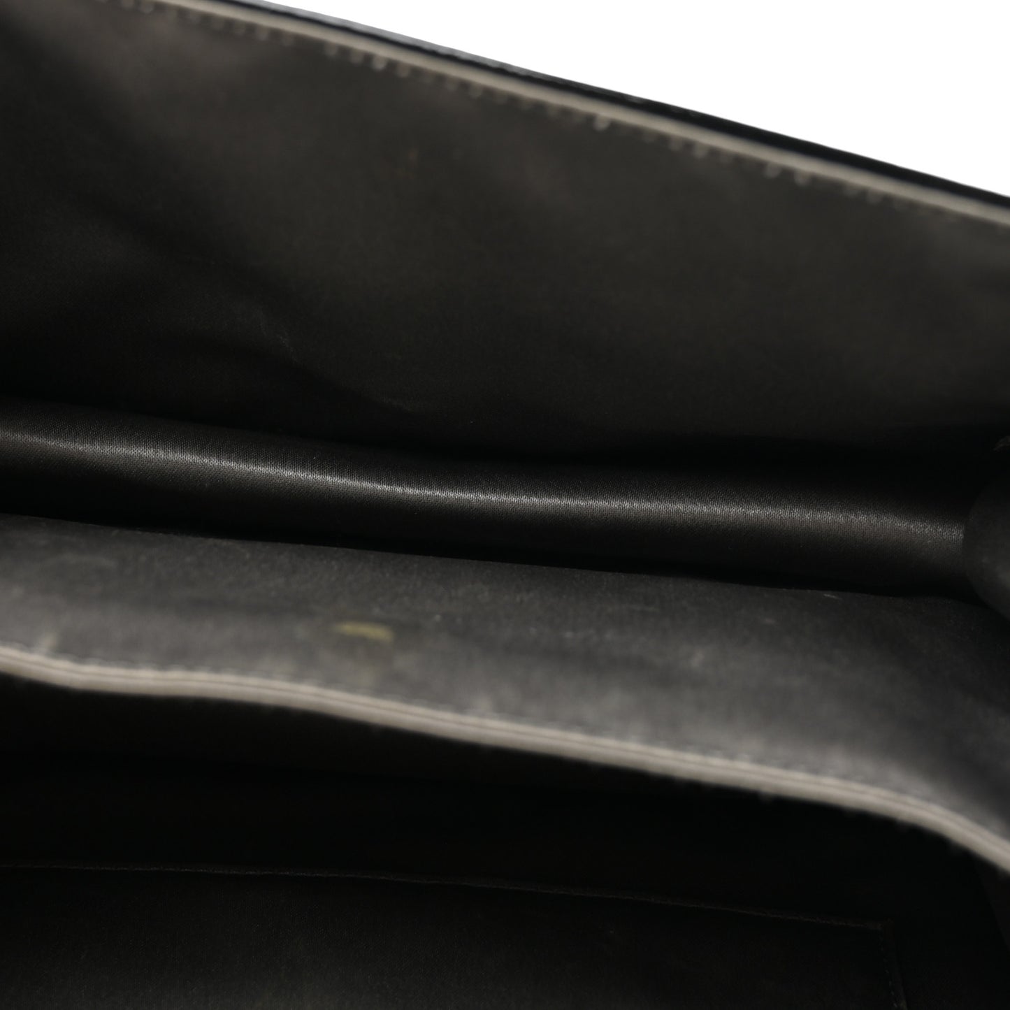 Patent Medium Madison Flap Black