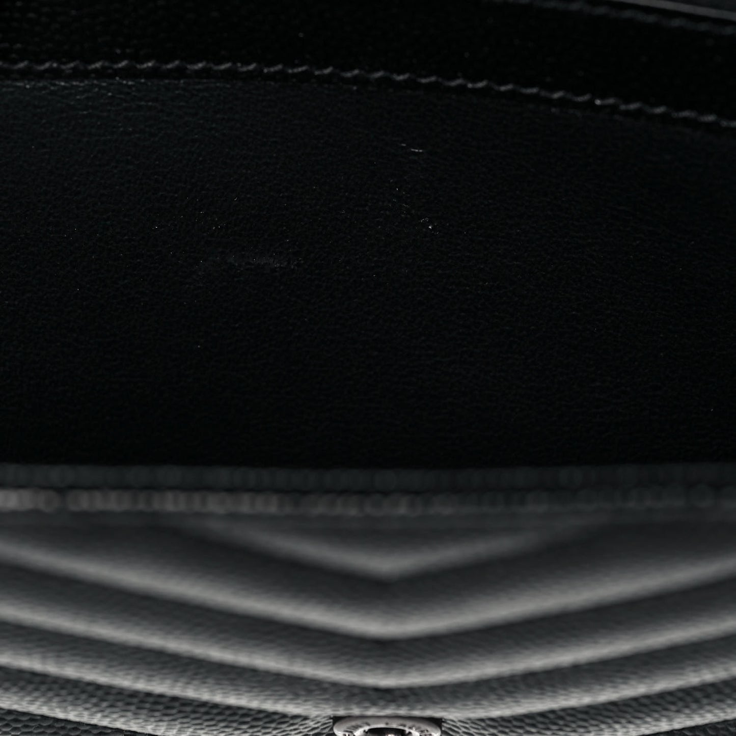 Grain De Poudre Matelasse Chevron Monogram Chain Wallet Black