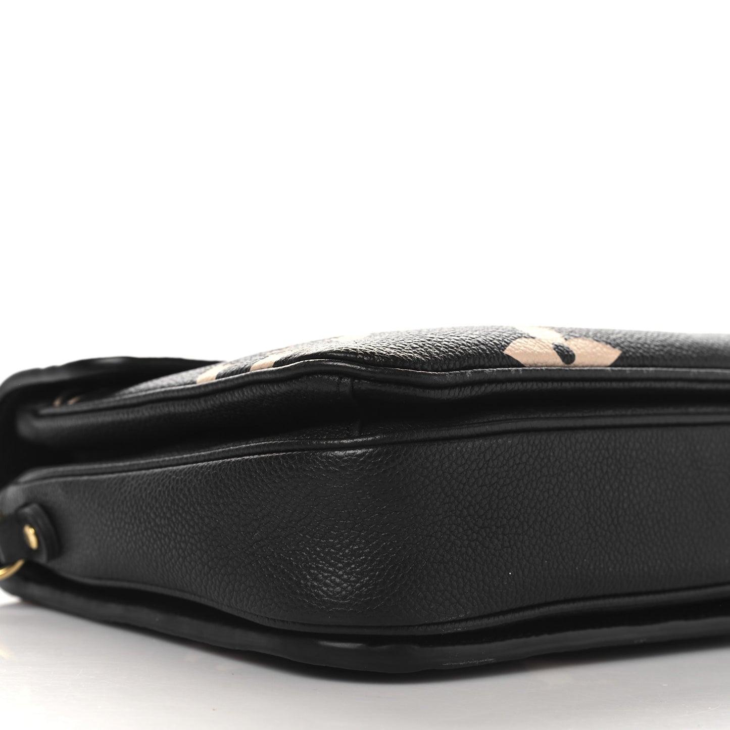 Empreinte Monogram Giant Pochette Metis Black Beige