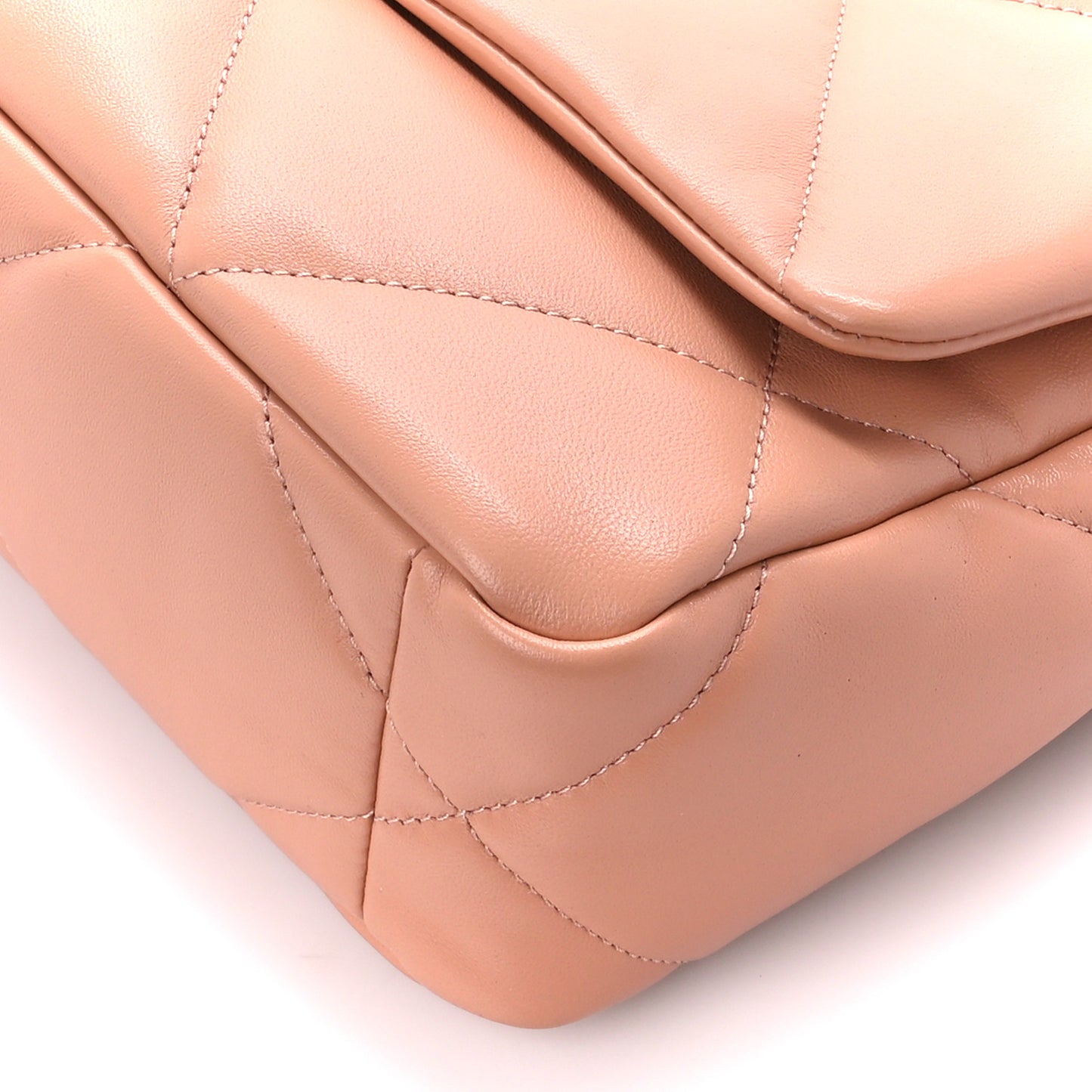 Lambskin Quilted Medium Chanel 19 Flap Beige