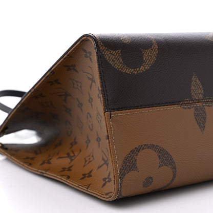 Louis Vuitton Reverse Monogram Giant Onthego MM 6 of 7