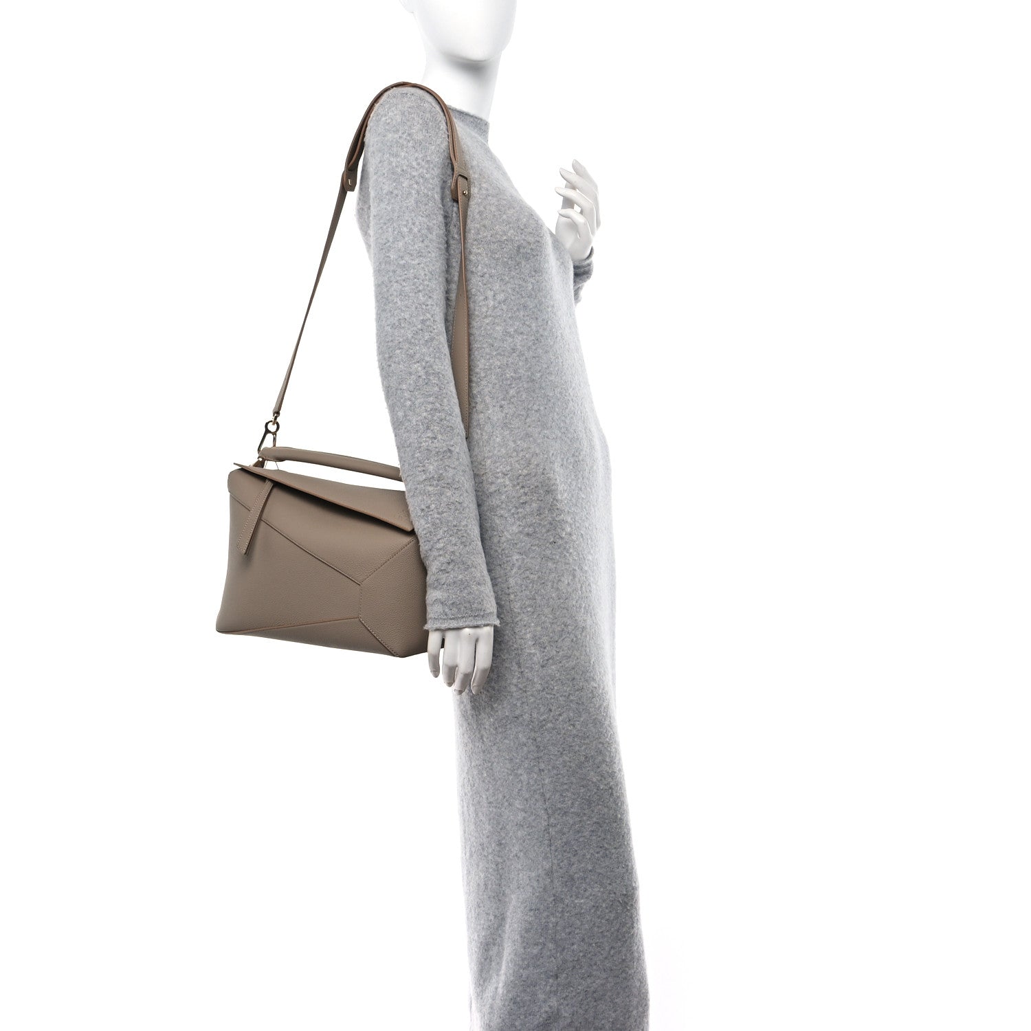 Loewe Calfskin Medium Puzzle Bag Sand 2 of 9