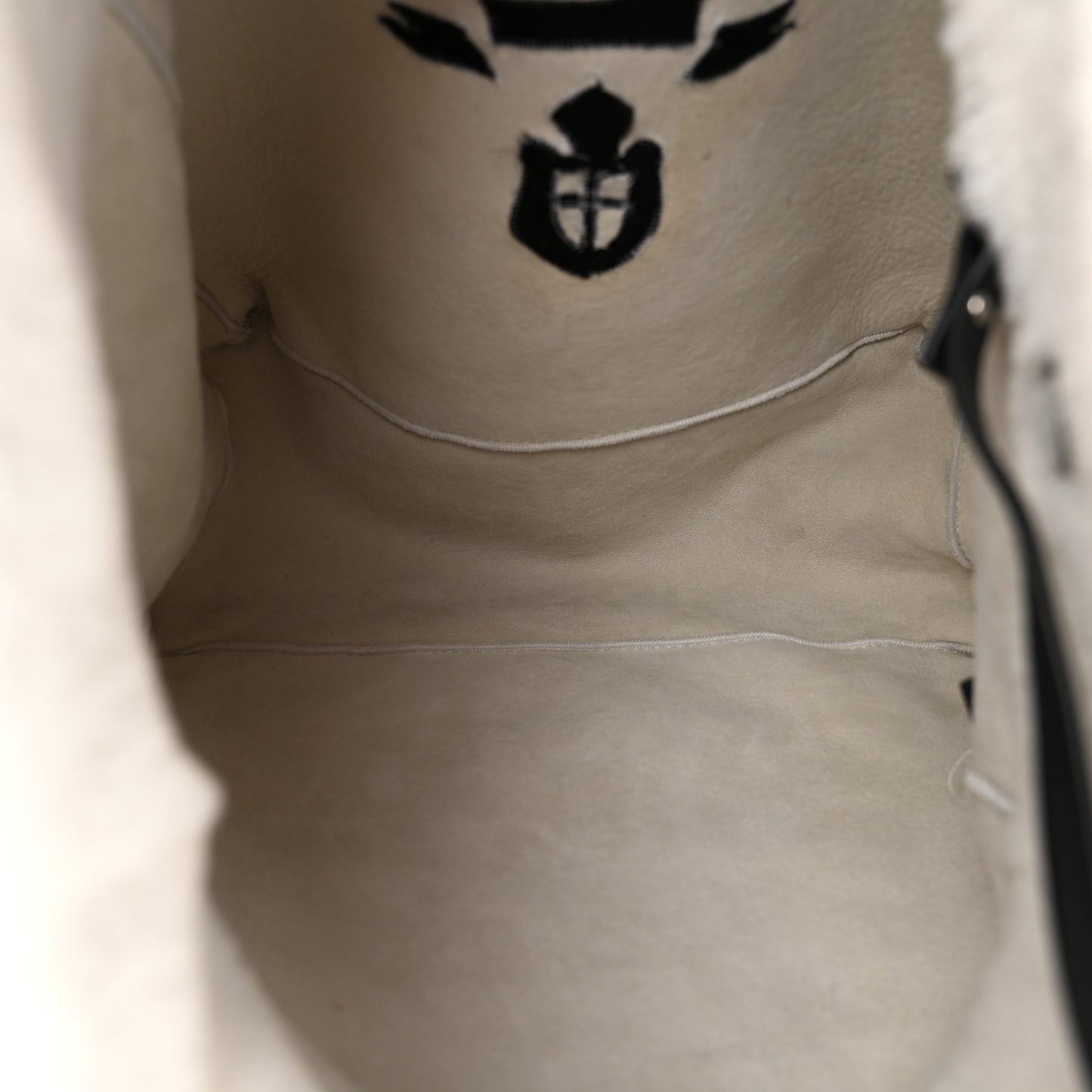 Shearling Logo Tote White Black