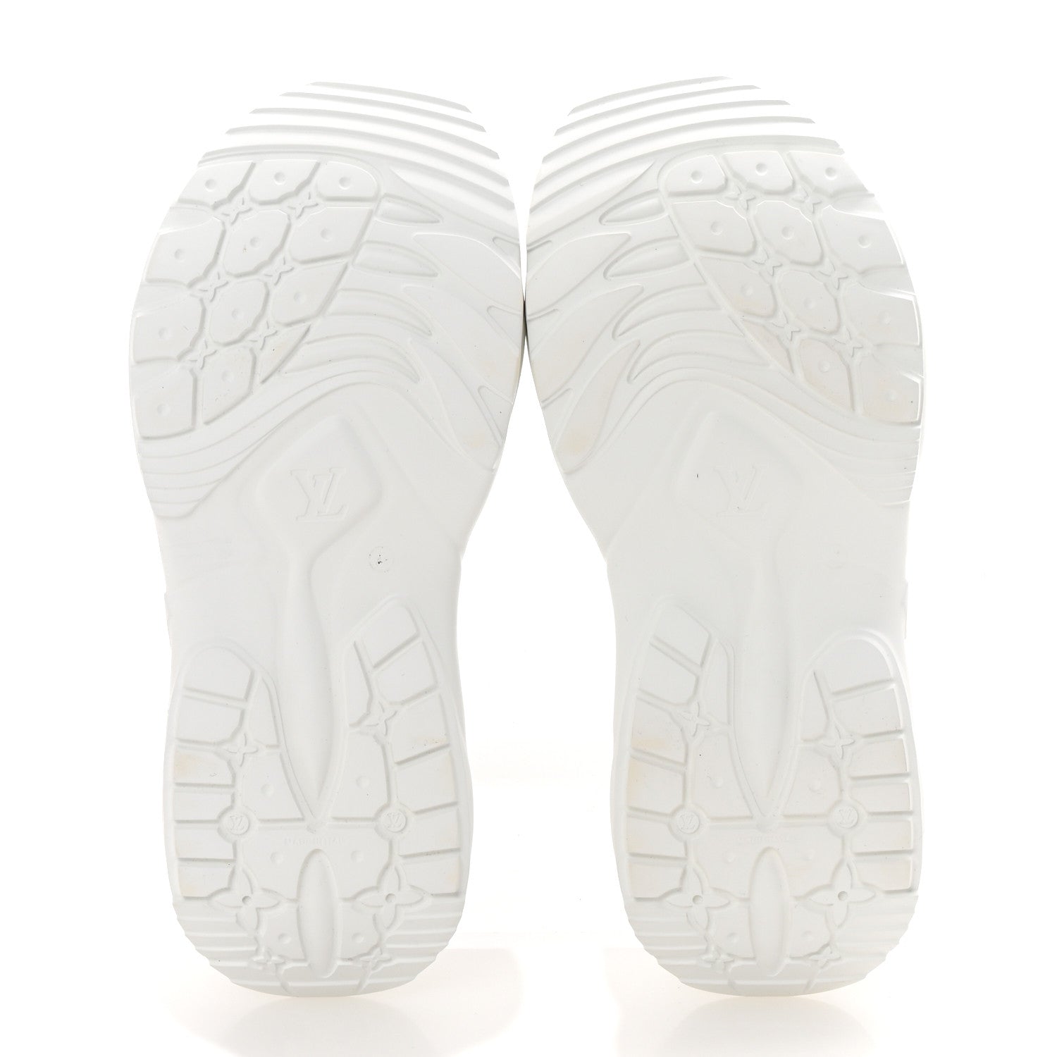 Louis Vuitton Rubber Embossed Monogram Pool 55 Flat Comfort Mule 39 White 6 of 9