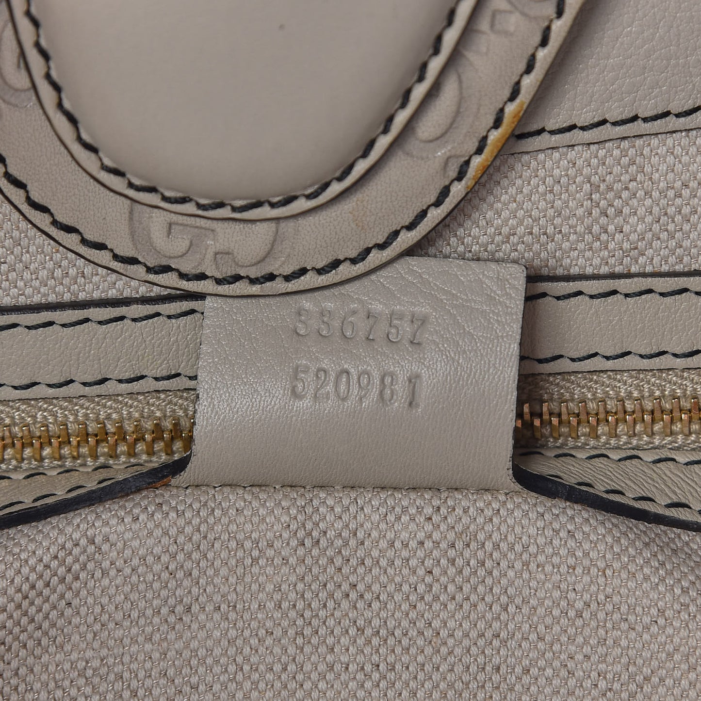 Guccissima Signature Medium Emily Shoulder Bag Mystic White