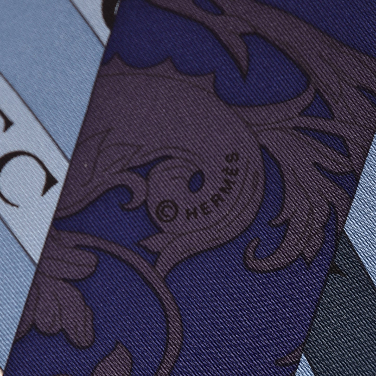 Silk Astrologie Nouvelle Scarf 90 Ciel Marine Blanc