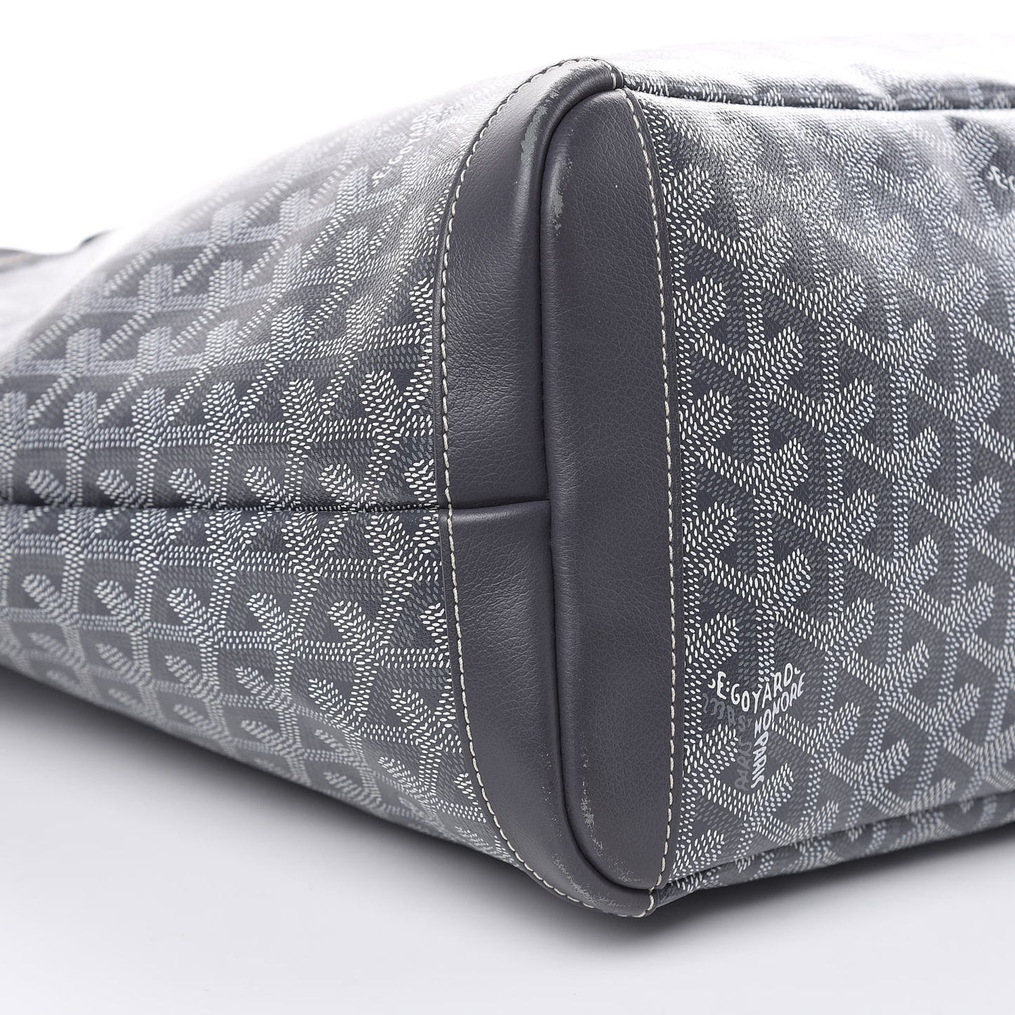 Goyardine Artois MM Grey