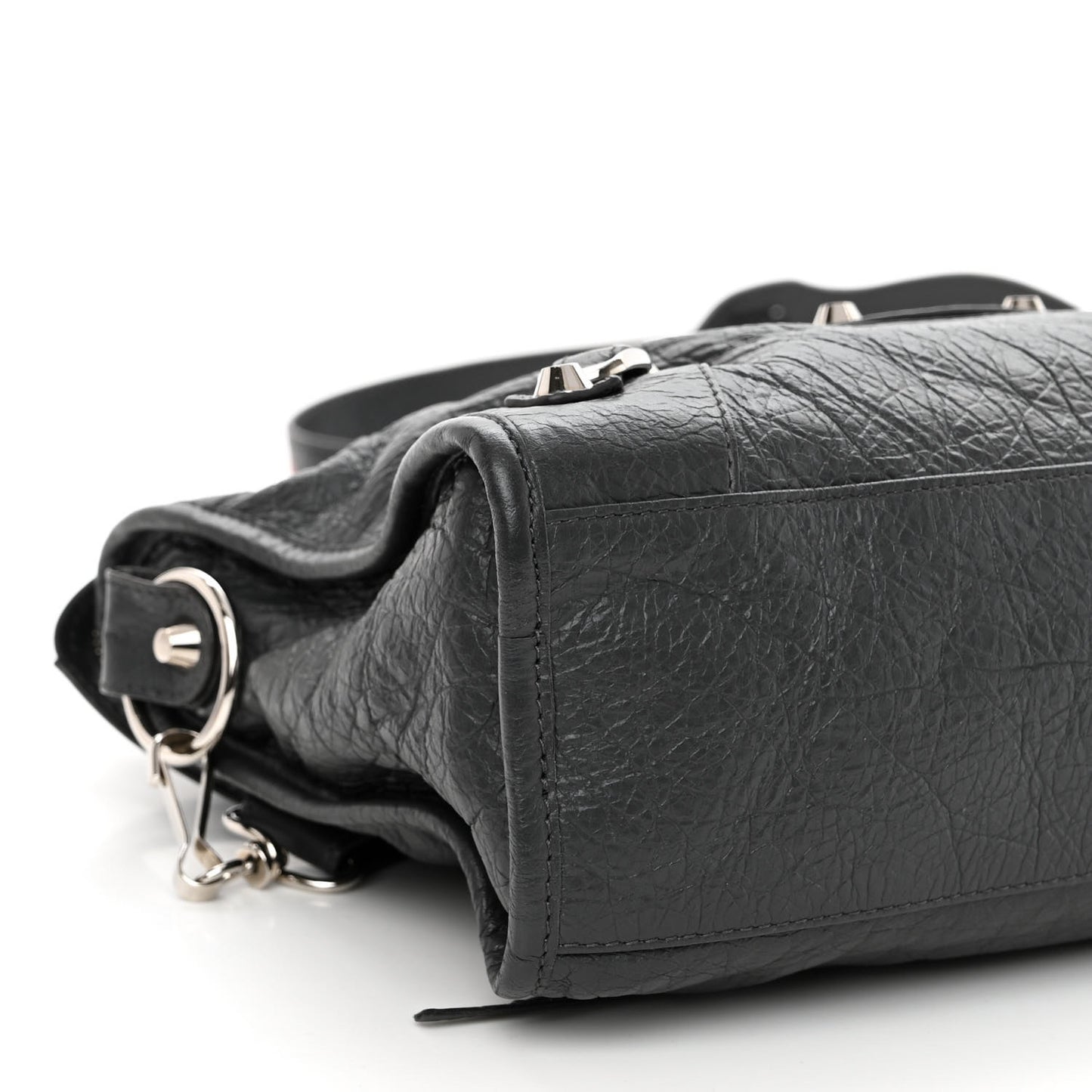 Agneau Classic Silver Hardware S City Graffiti Logo Strap Gris Fossile