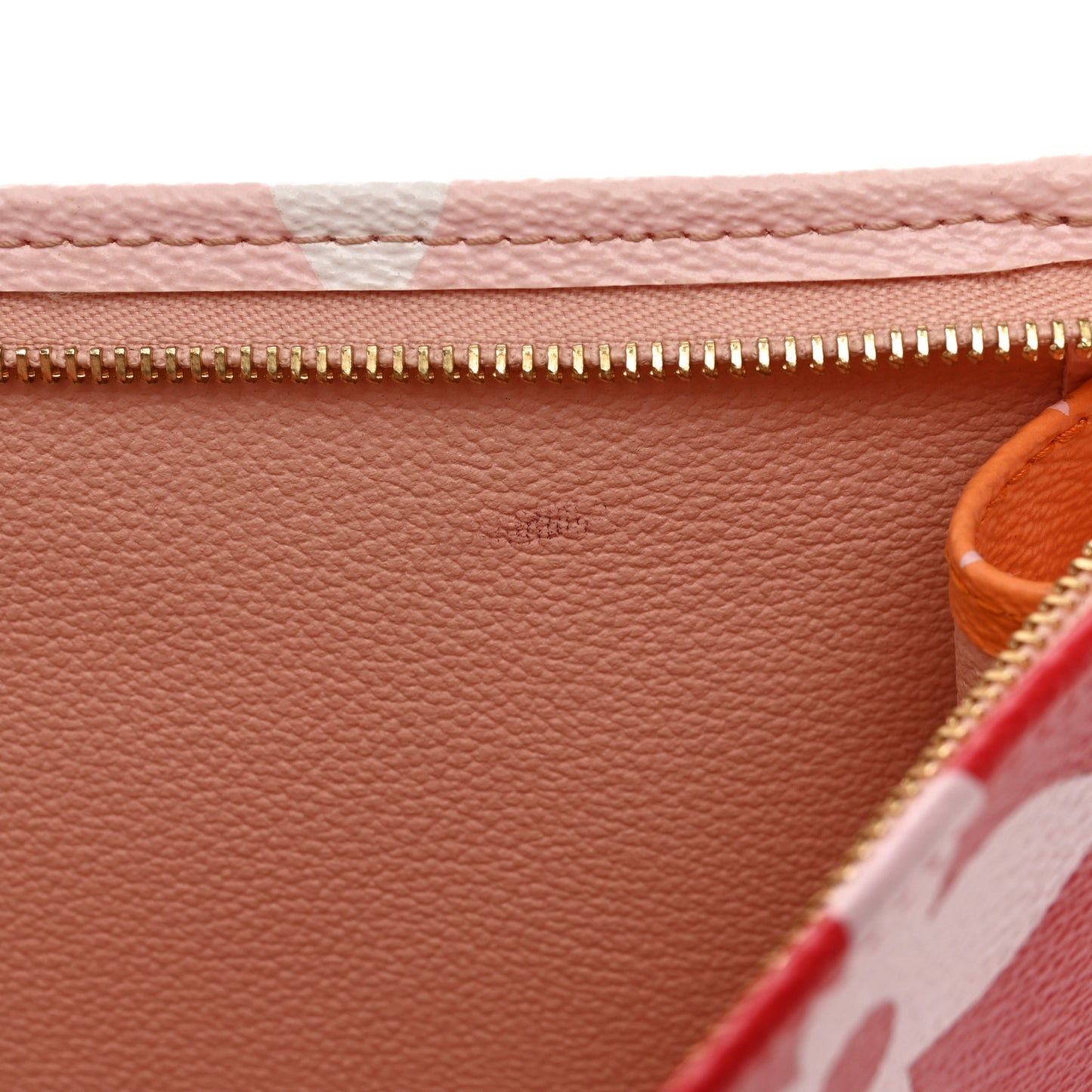Monogram Giant Toiletry Pouch 26 Rouge