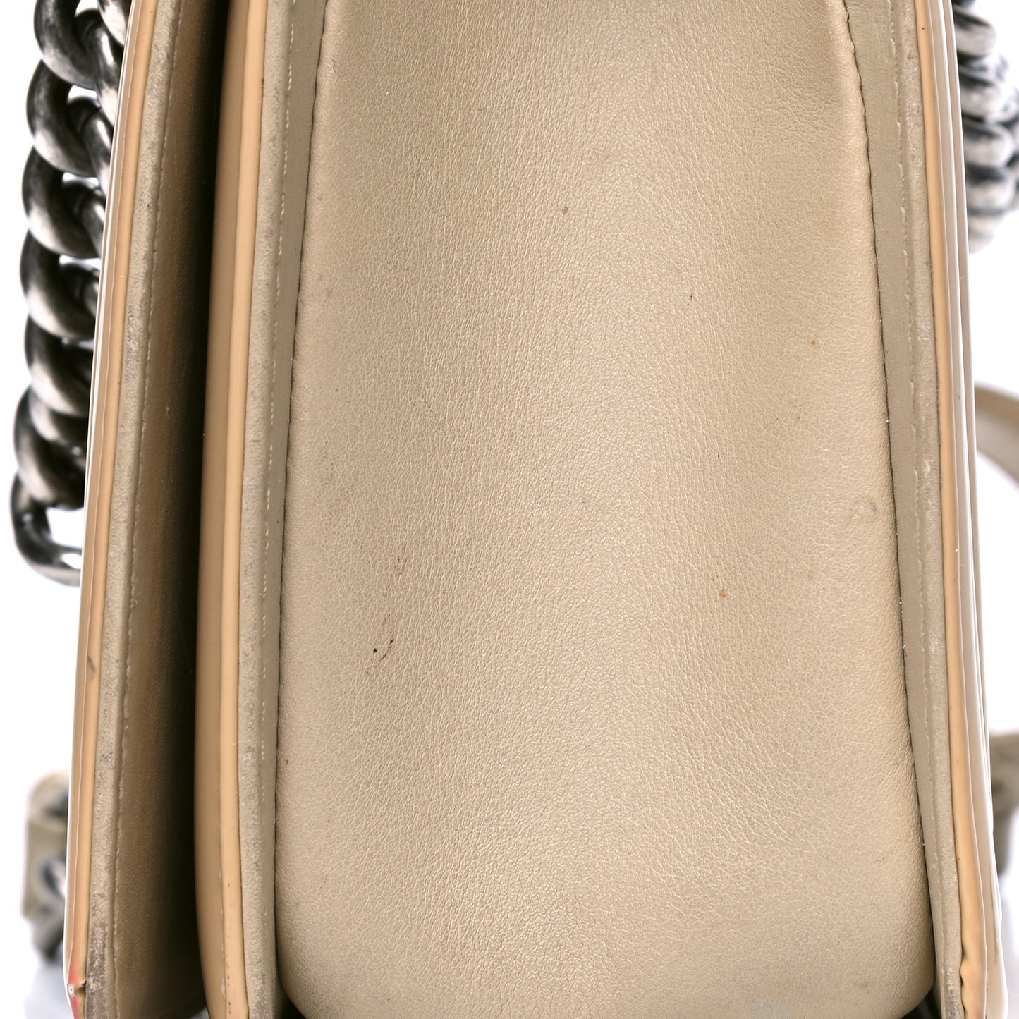 Patent Calfskin Enamel Quilted Medium Boy Flap Beige