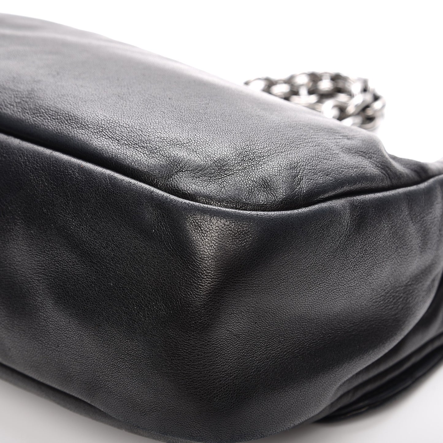 Lambskin Medium Soft and Chain Flap Black